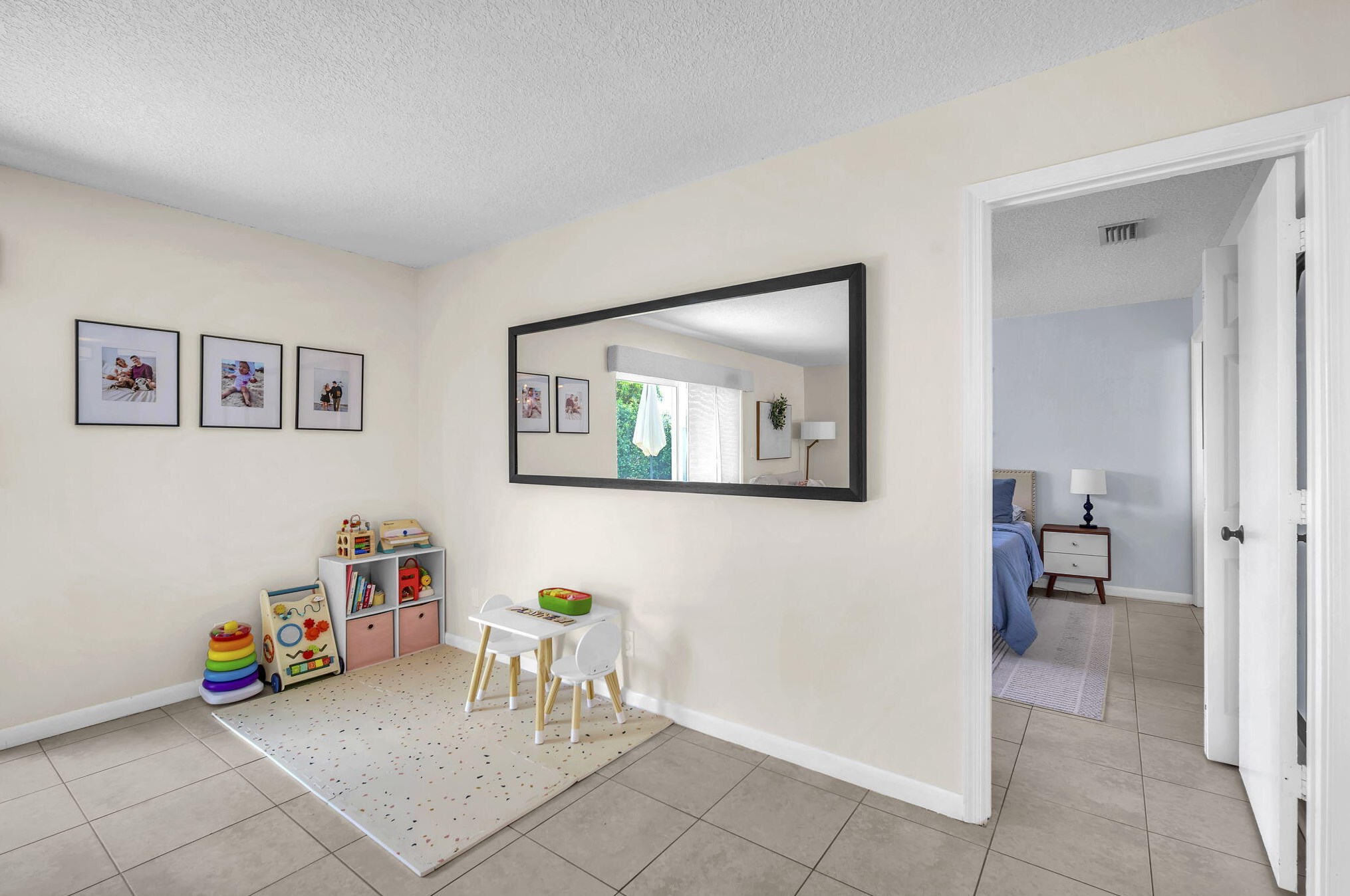 9511 Richmond Cir, Boca Raton FL 33434-2313 exterior