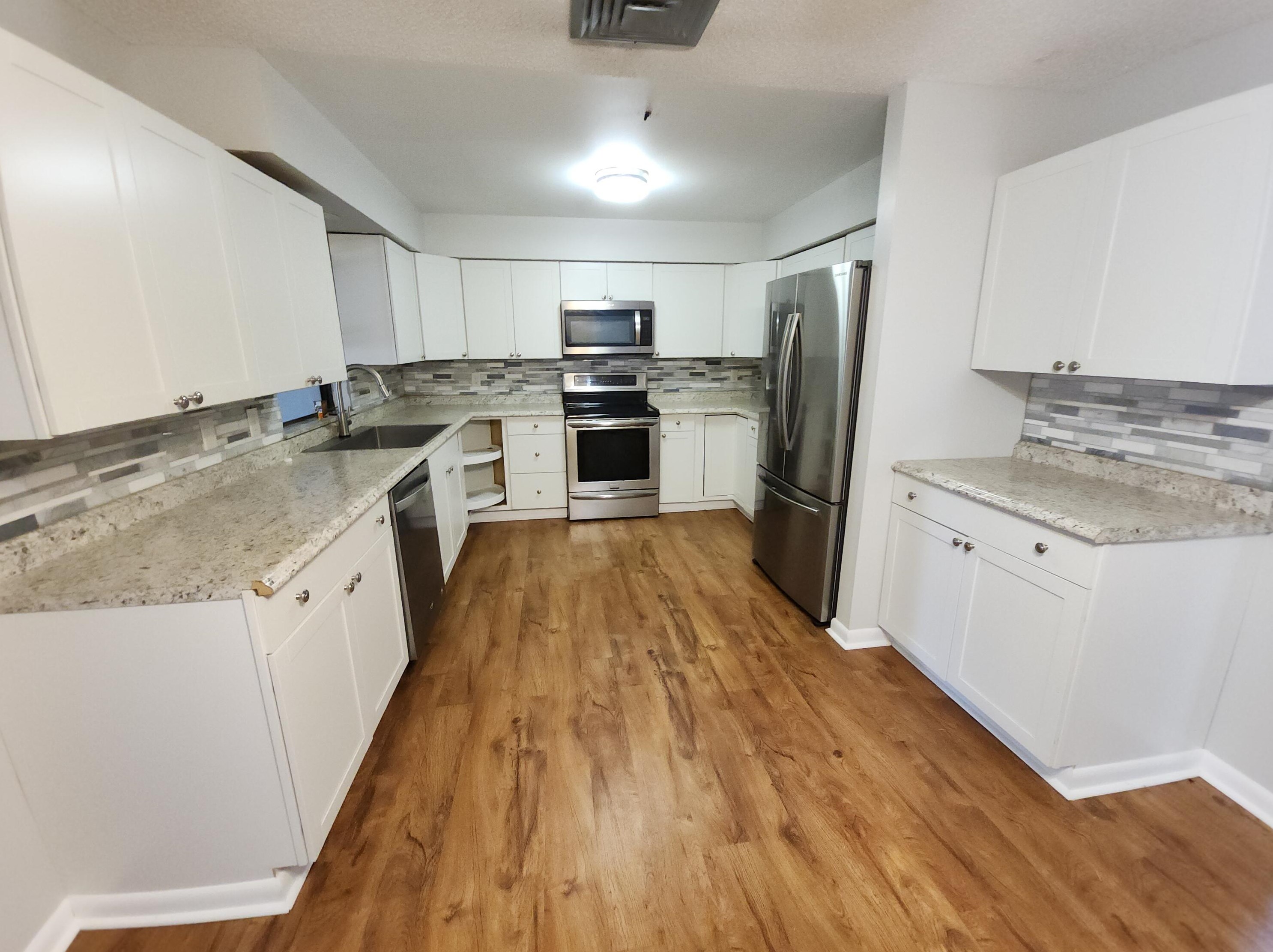 5213 Hummingbird Way, Fort Pierce, FL 34951-1921