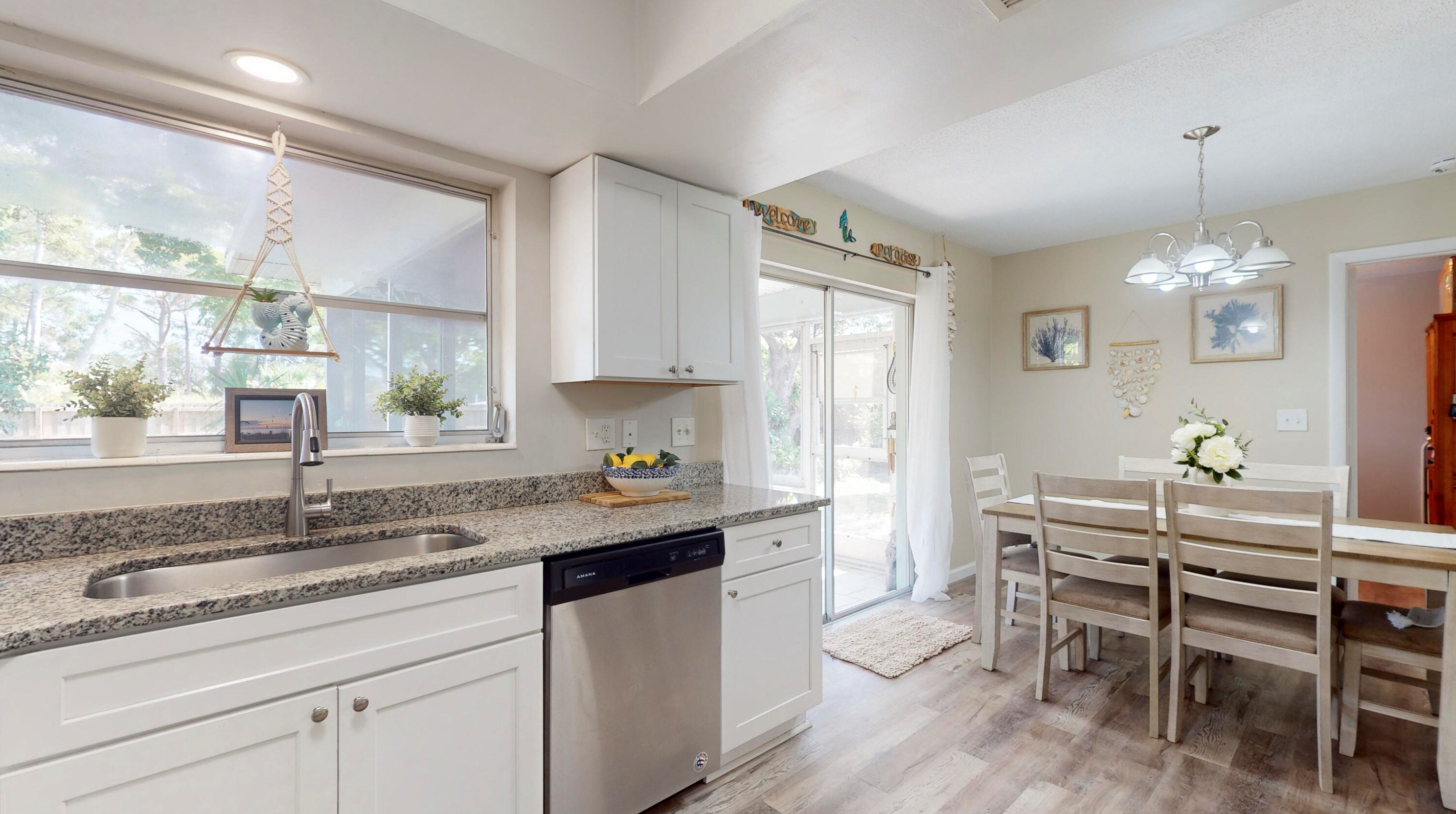 102 Lakehurst, Fort Pierce FL 34983-2545 exterior