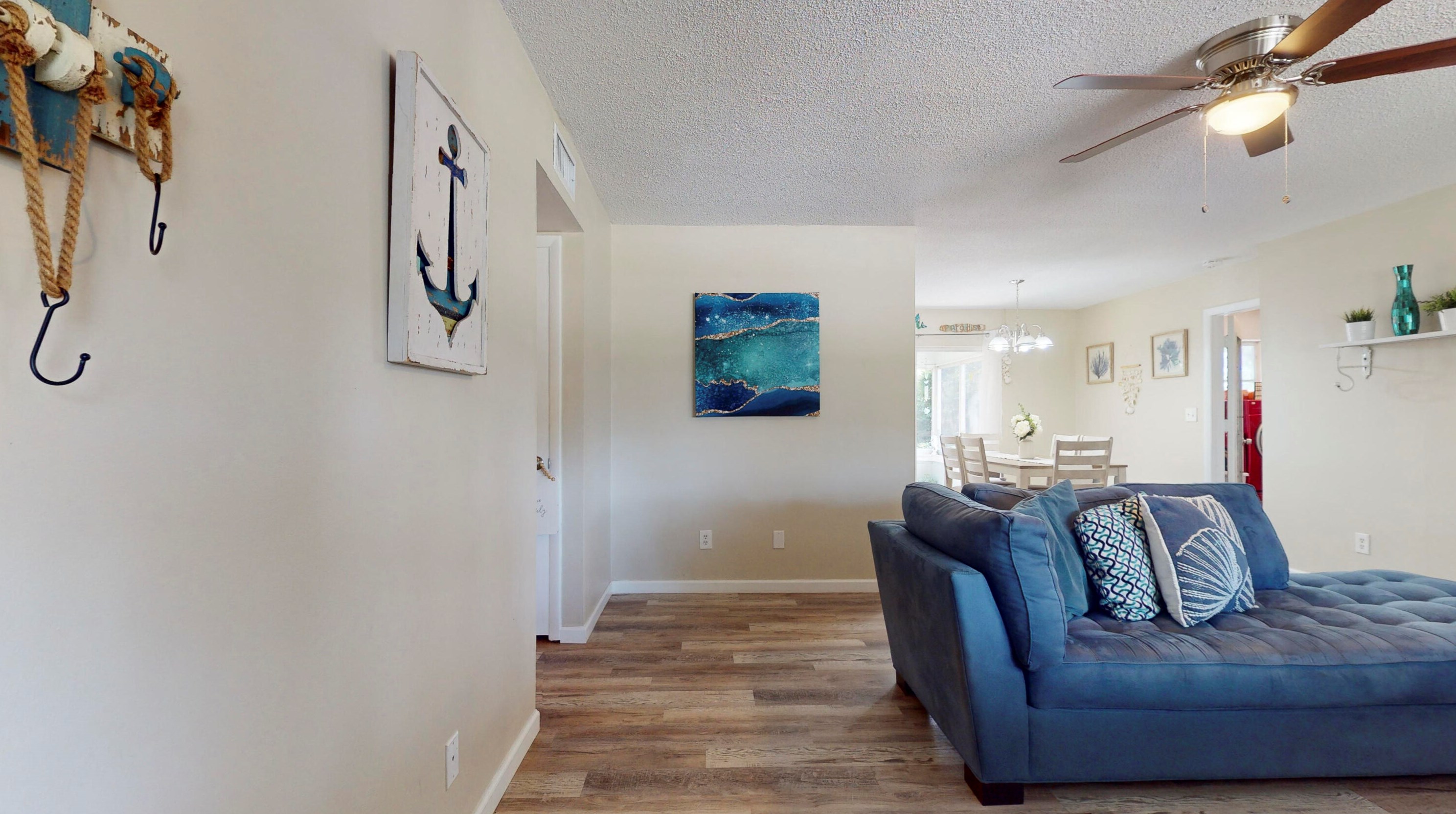 102 Lakehurst, Fort Pierce FL 34983-2545 exterior