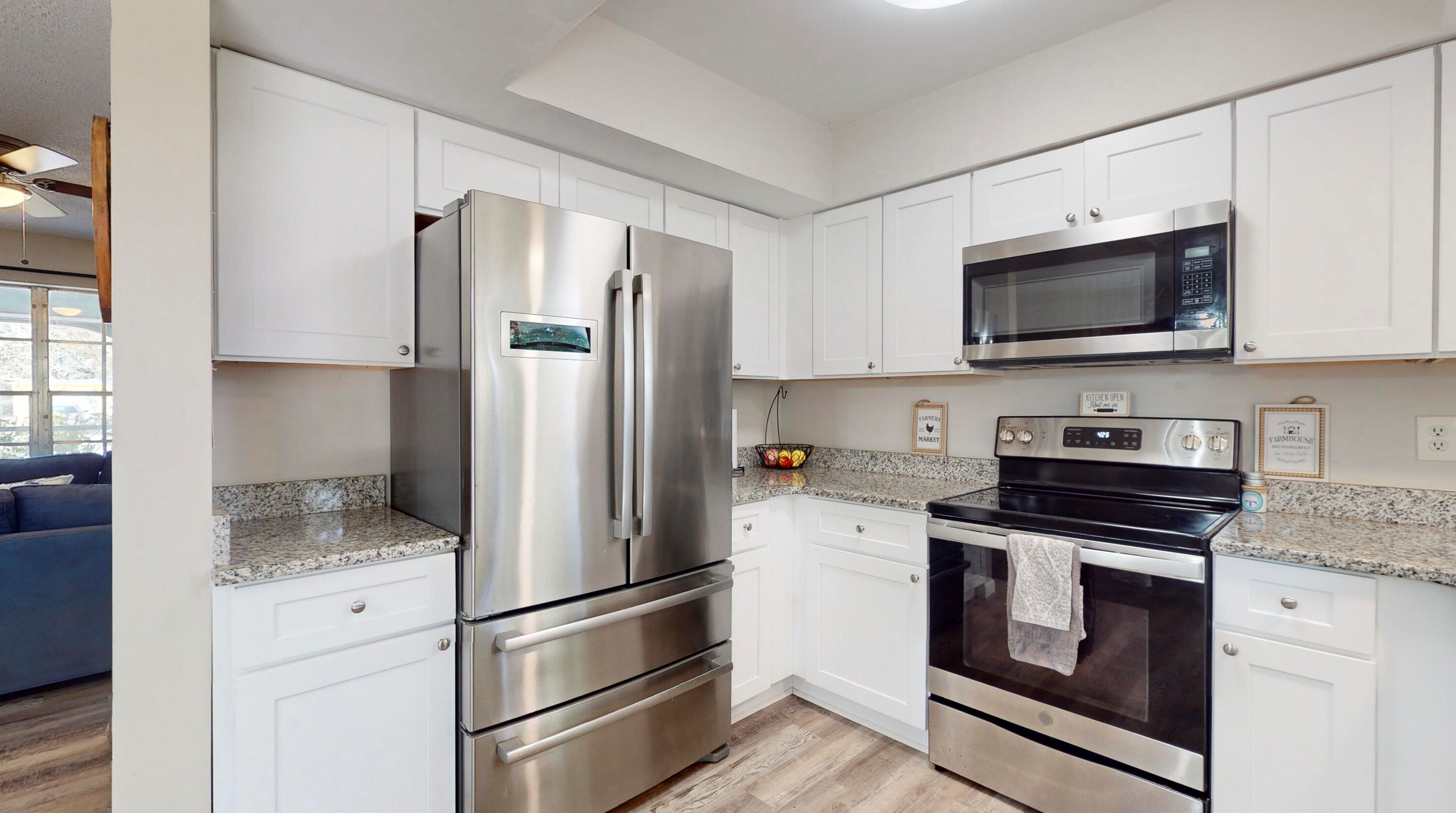 102 Lakehurst, Fort Pierce FL 34983-2545 exterior