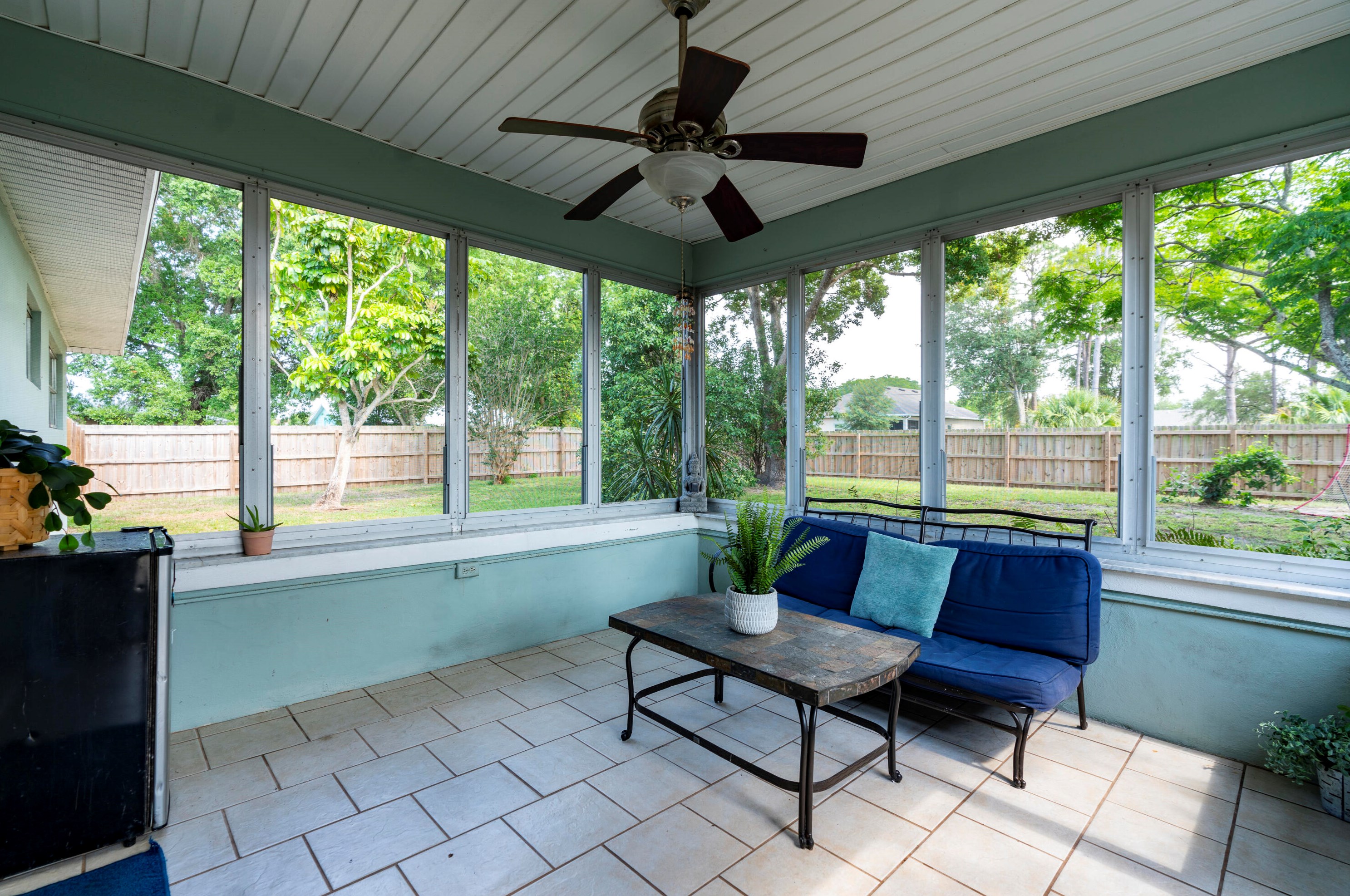 102 Lakehurst, Fort Pierce FL 34983-2545 exterior