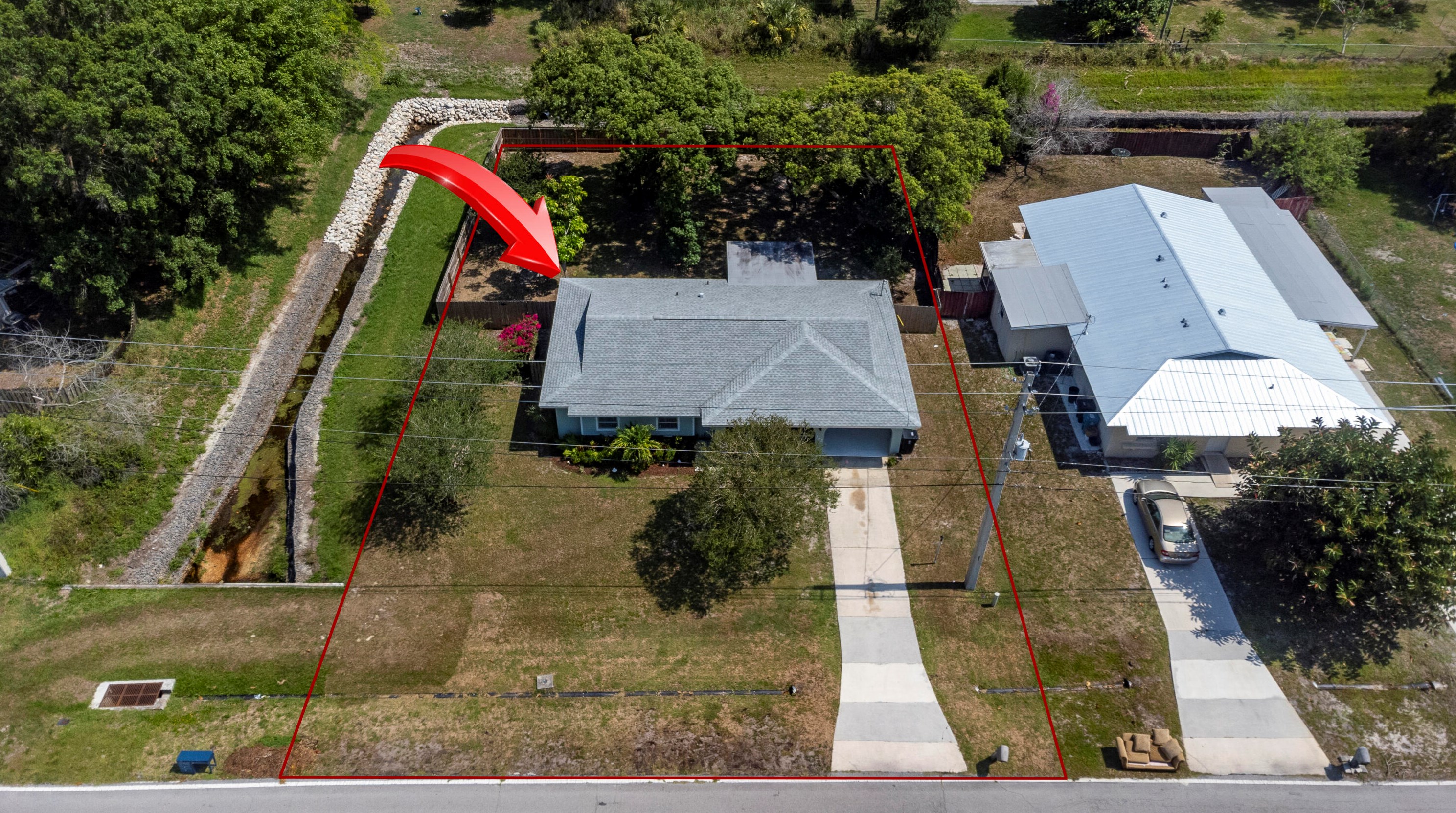 102 Lakehurst, Fort Pierce FL 34983-2545 exterior