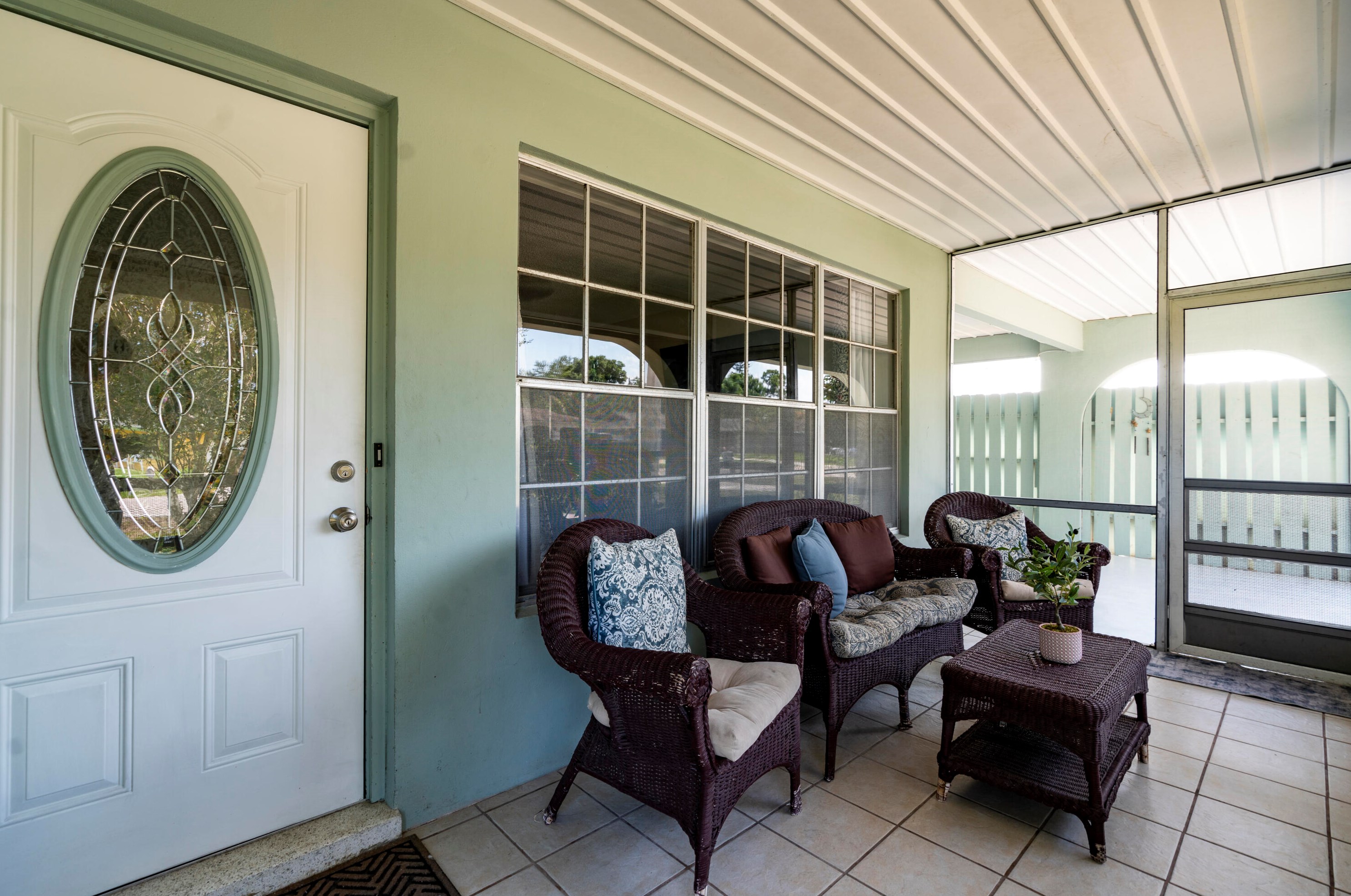 102 Lakehurst, Fort Pierce FL 34983-2545 exterior