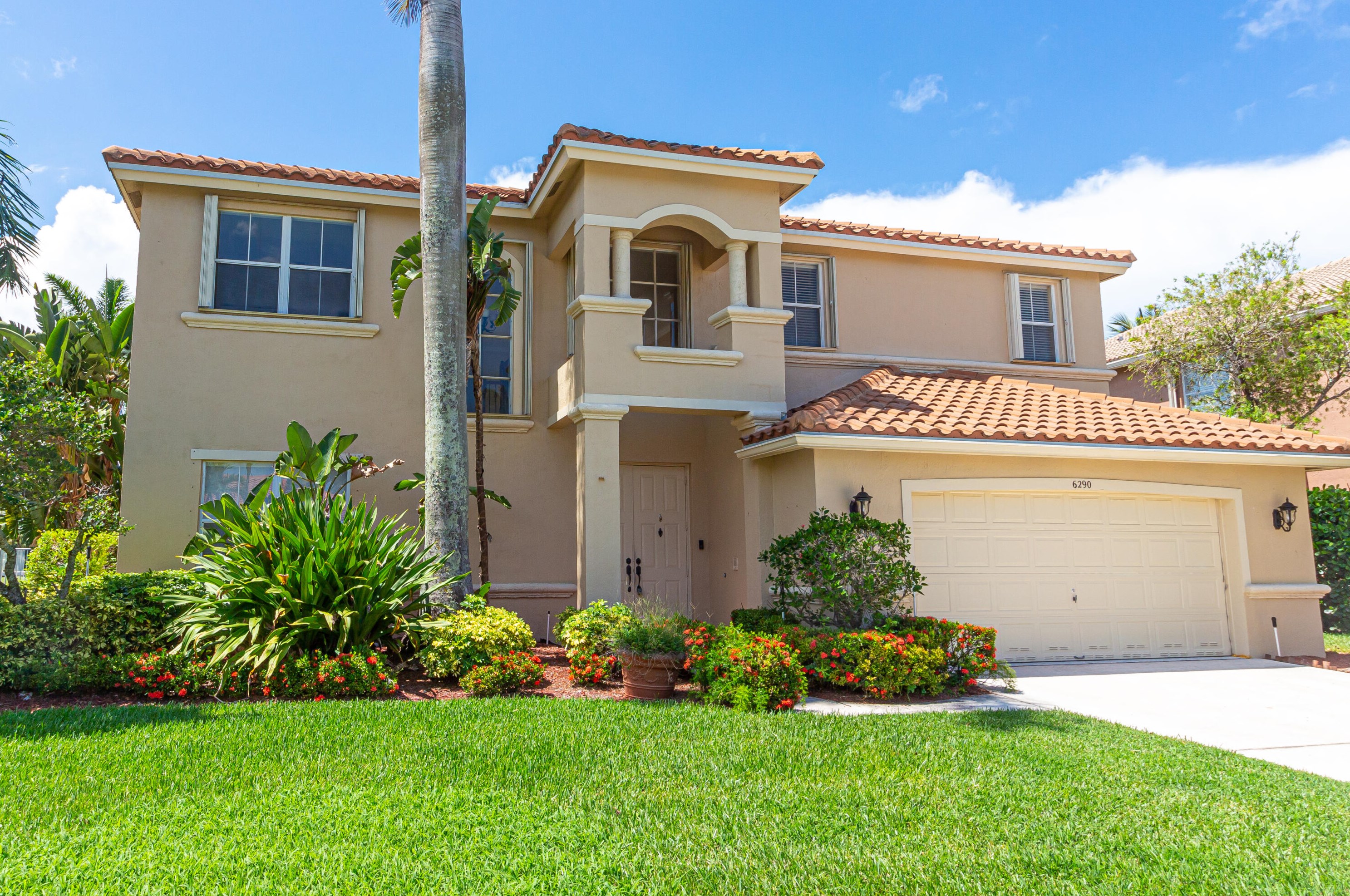 6290 Old Medinah Cir, Lake Worth, FL 33463-7332