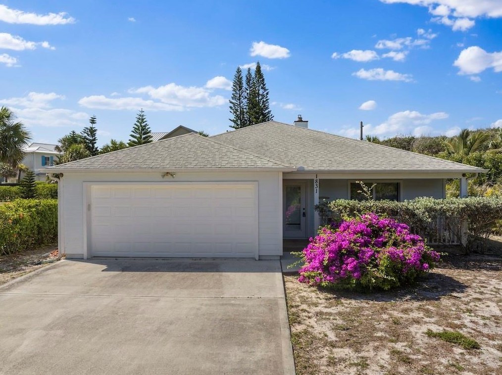 1831 Sand Dollar Ln, Vero Beach, FL 32963-4542