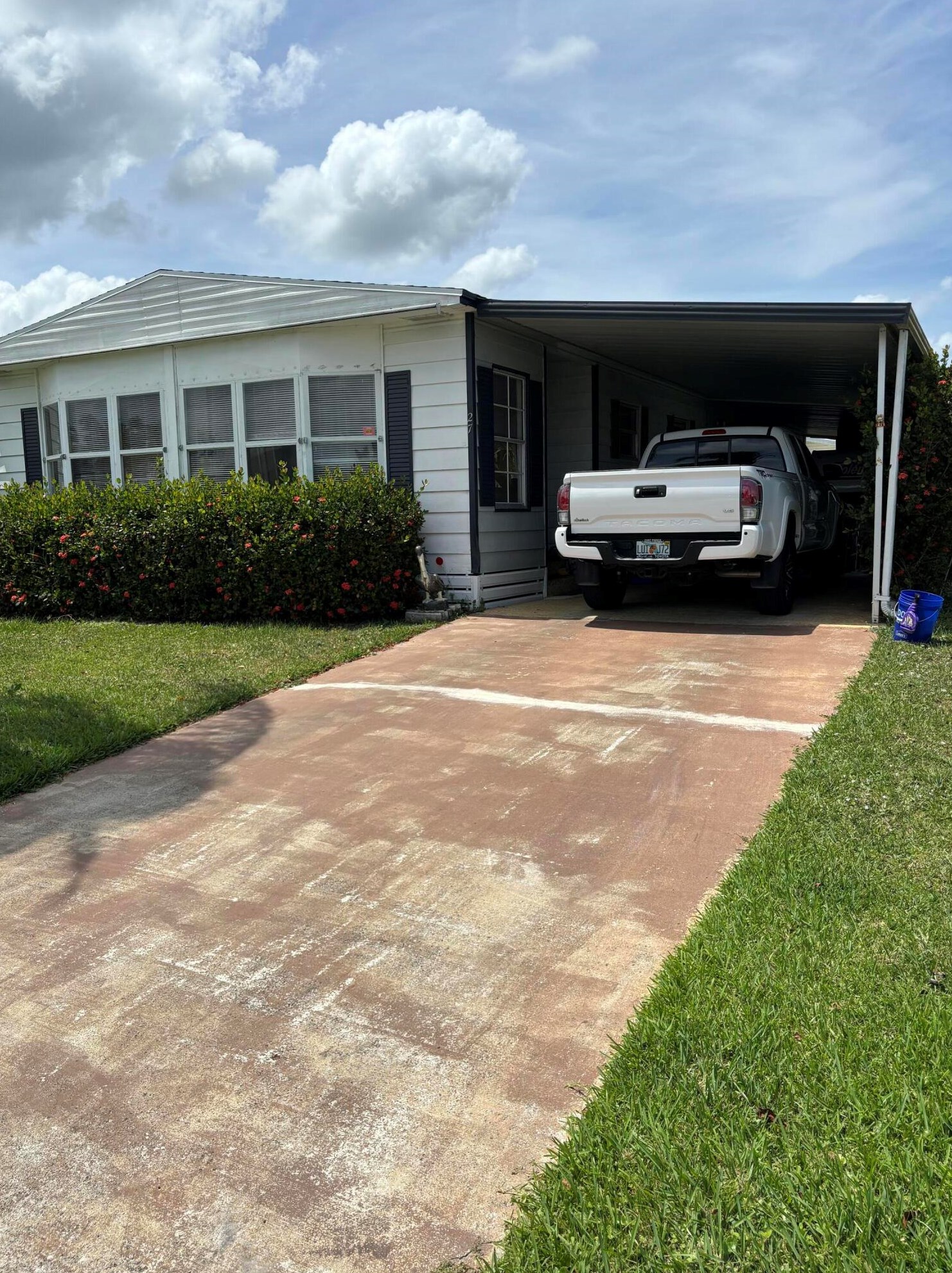 27 Galeria Way, Fort Pierce, FL 34952-2352