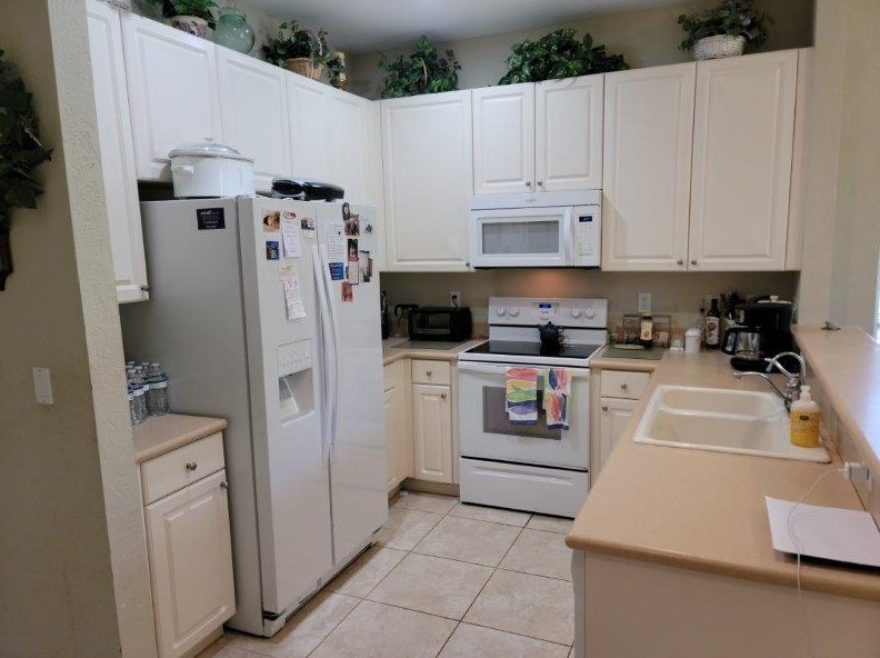 9961 Villa Cir, Vero Beach, FL 32966-3143