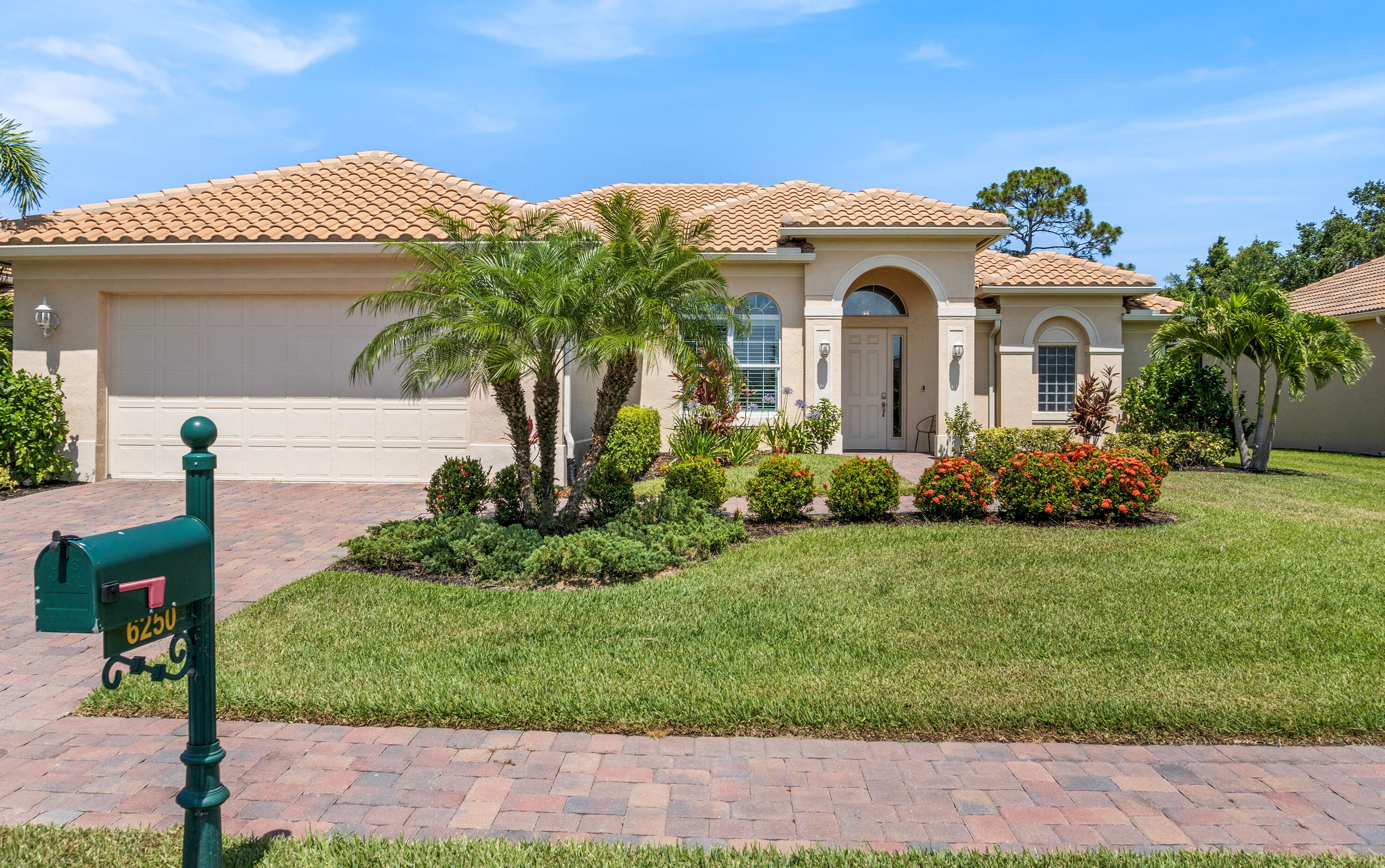 6250 55th Ave, Vero Beach, FL 32967-6437