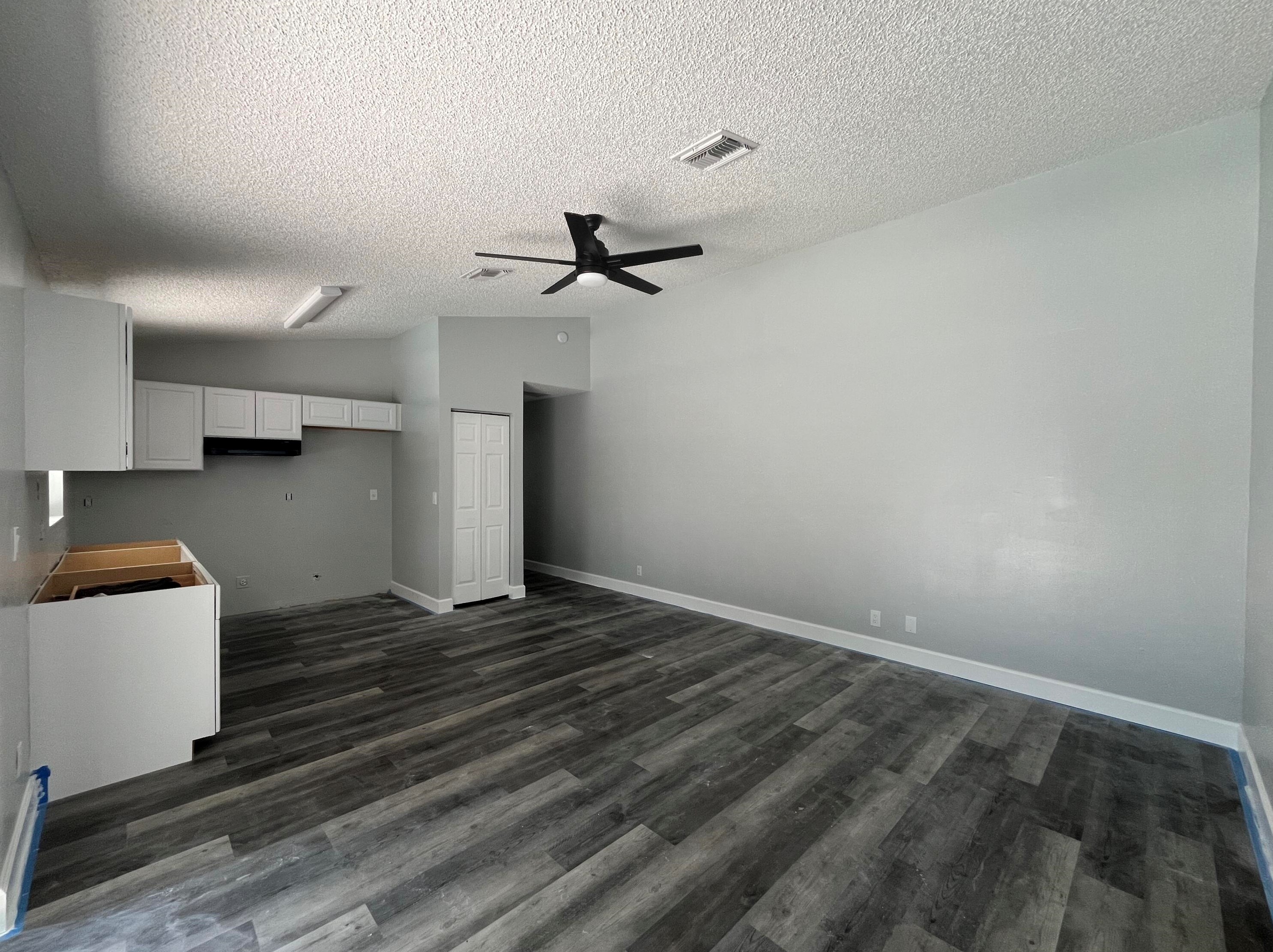 1573 Hawthorne Pl, West Palm Beach, FL 33414-8674