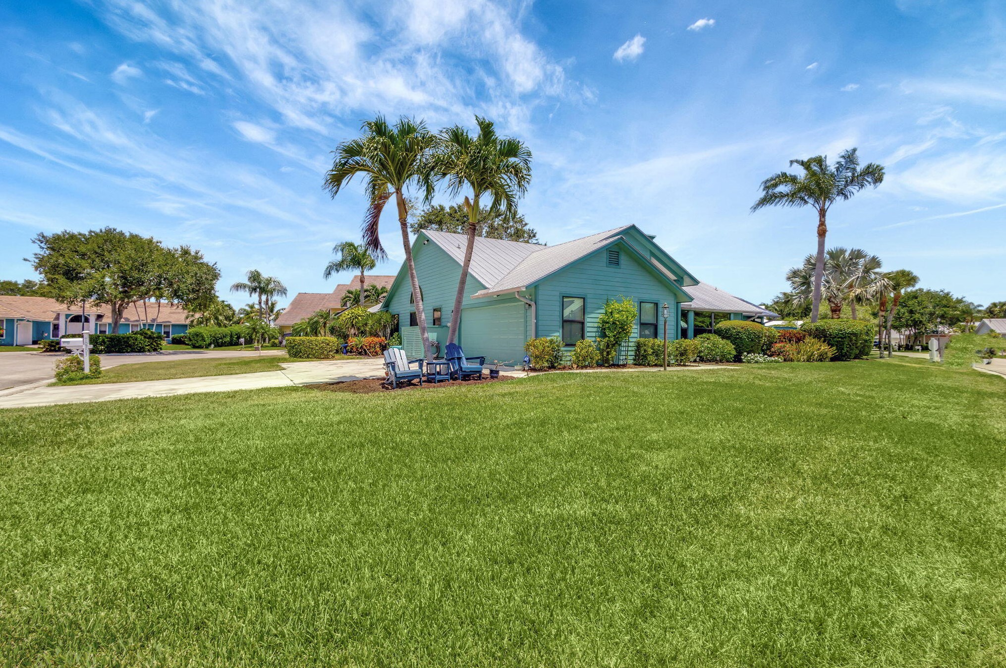 10705 Seabreeze Ct, Hobe Sound, FL 33455-3270
