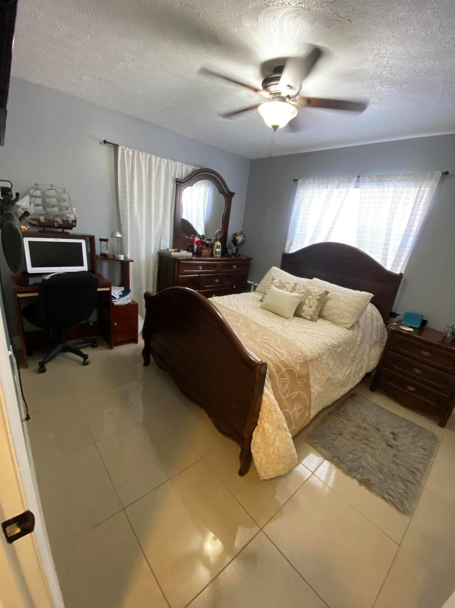 2142 Stonecrop St, Fort Pierce FL  34984-4732 exterior