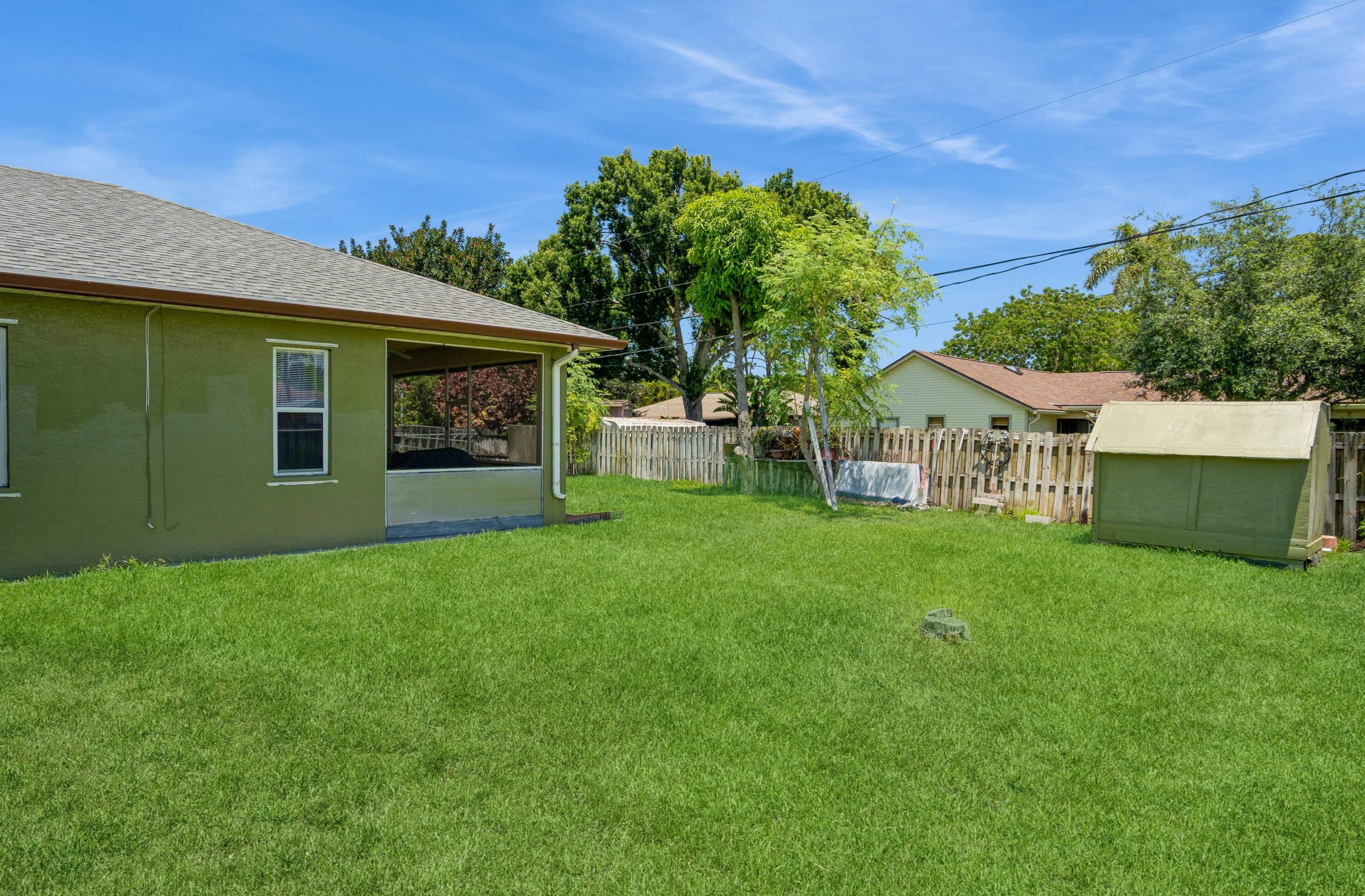 1885 Altman Ave, Fort Pierce FL  34953-1009 exterior