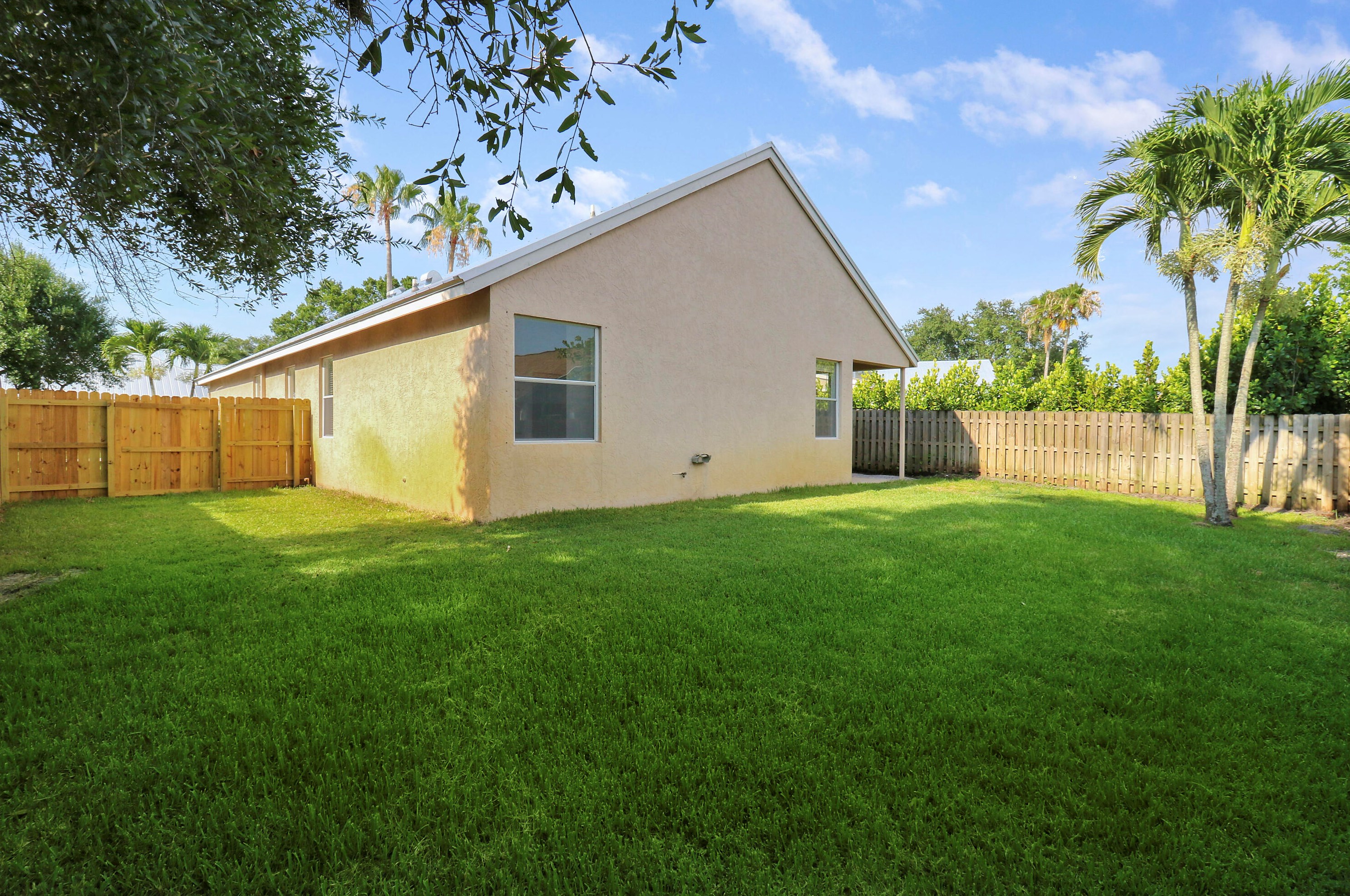 3130 Solitaire Palm Dr, Palm City FL  34990-6307 exterior