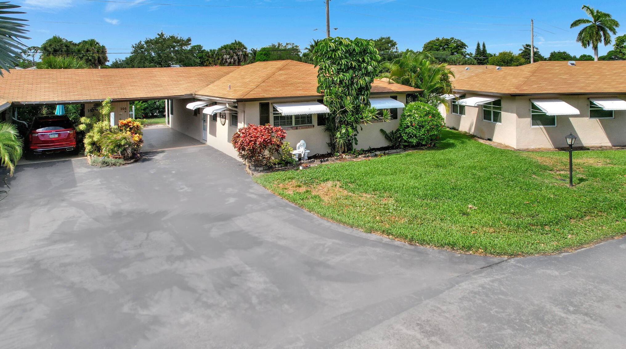 144 Mockingbird Ln, Delray Beach, FL 33445-1828
