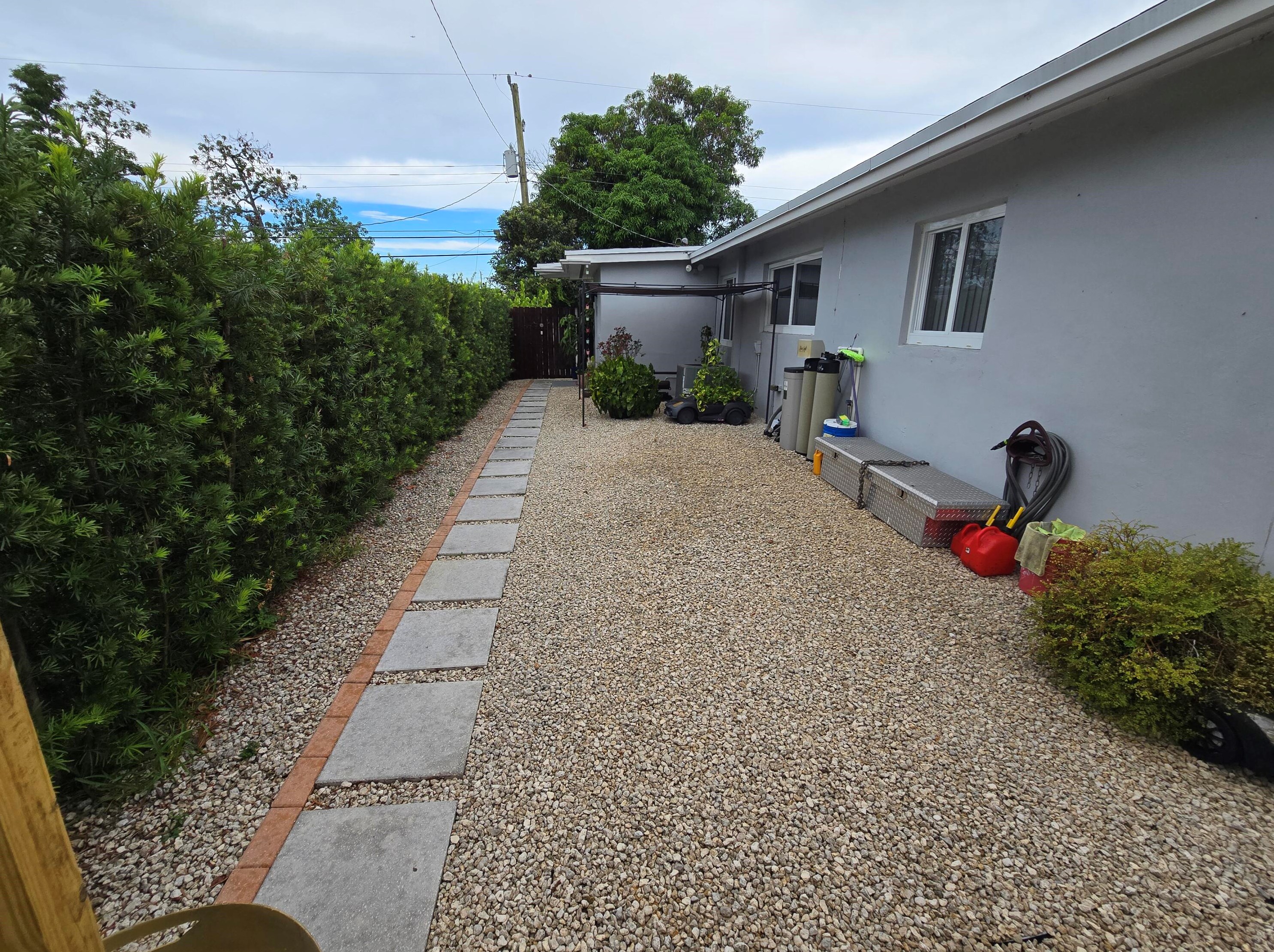 1500 175th St, Miami FL  33162-1441 exterior