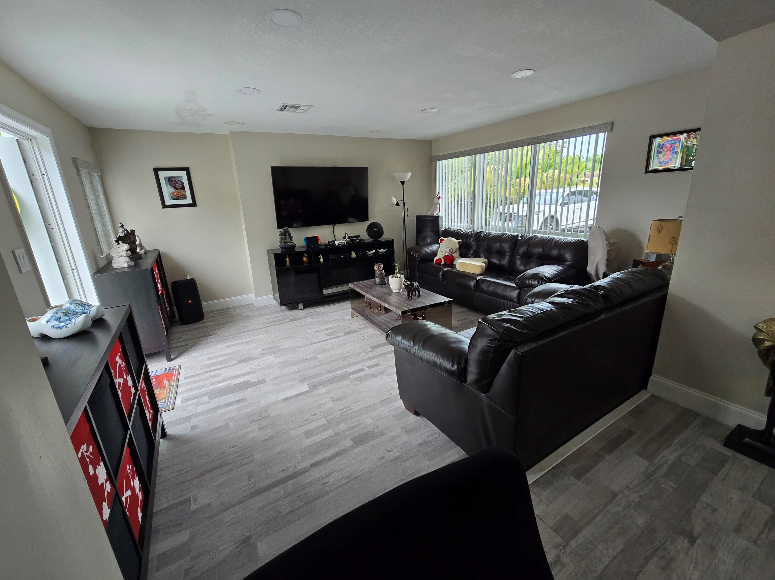 1500 175th St, Miami FL  33162-1441 exterior