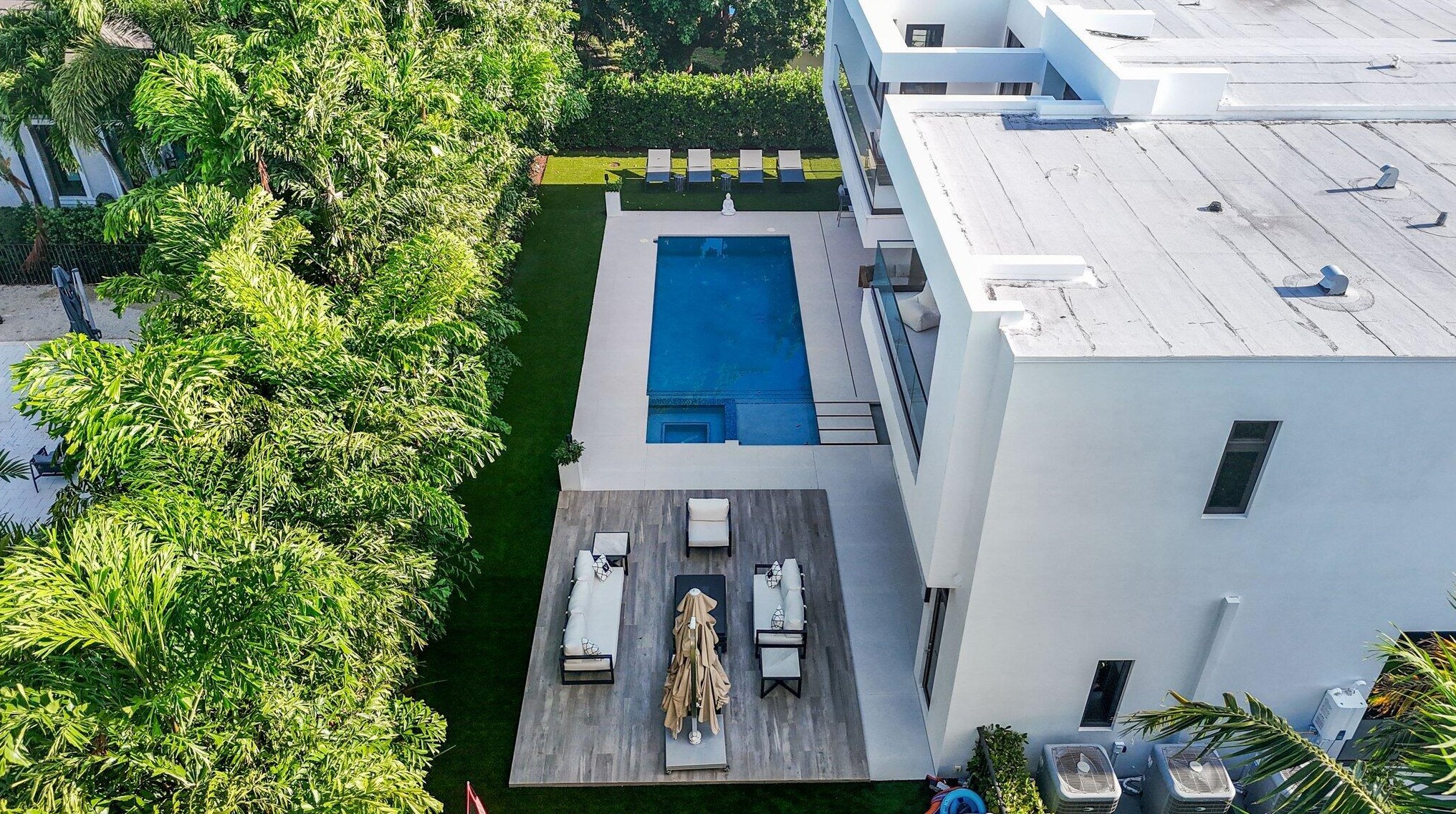 2391 Areca Palm Rd, Boca Raton FL 33432-7970 exterior