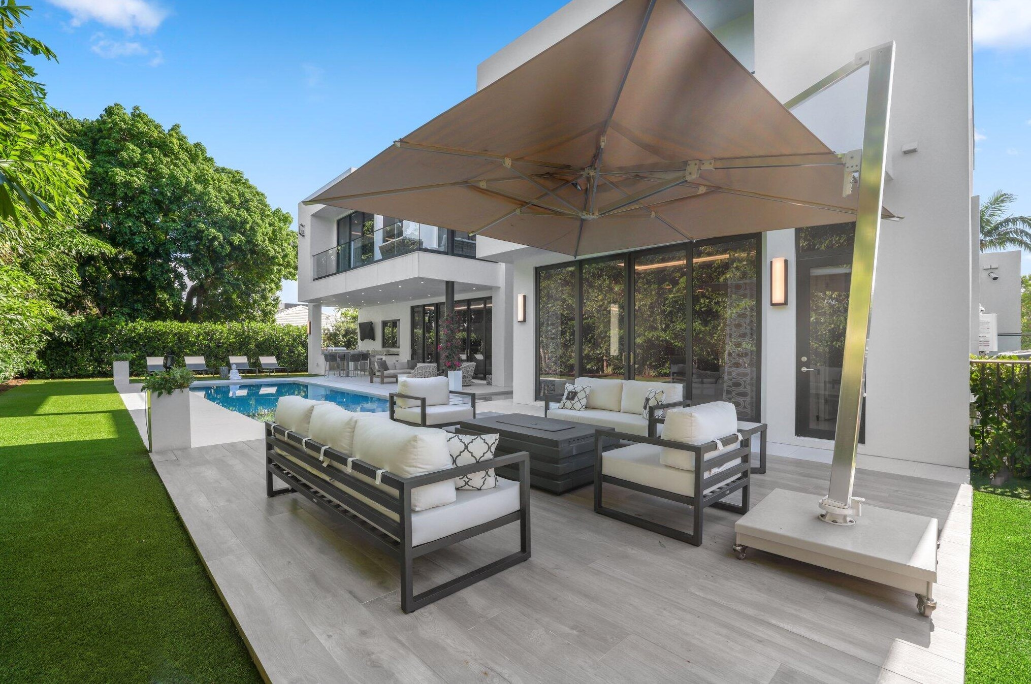 2391 Areca Palm Rd, Boca Raton FL 33432-7970 exterior