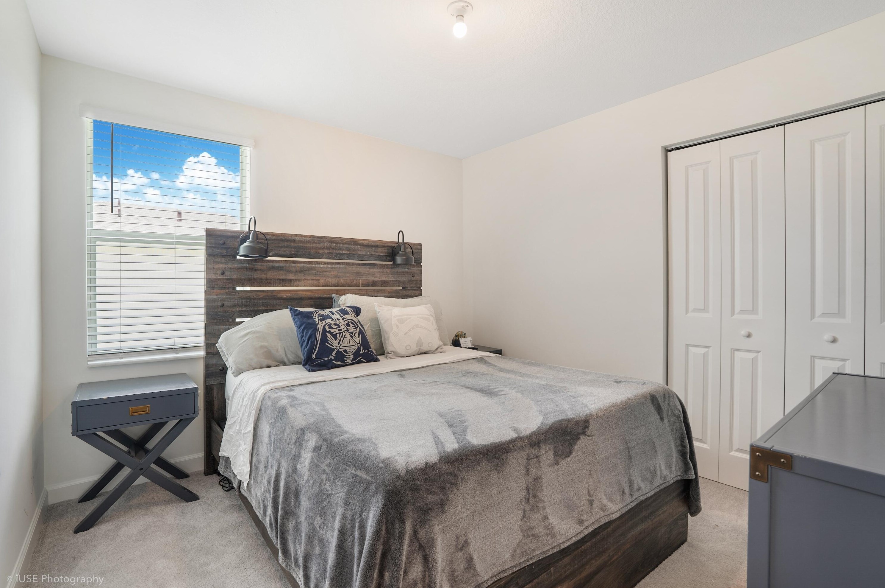 4534 Dow Ln, Lake Worth FL  33463-6013 exterior