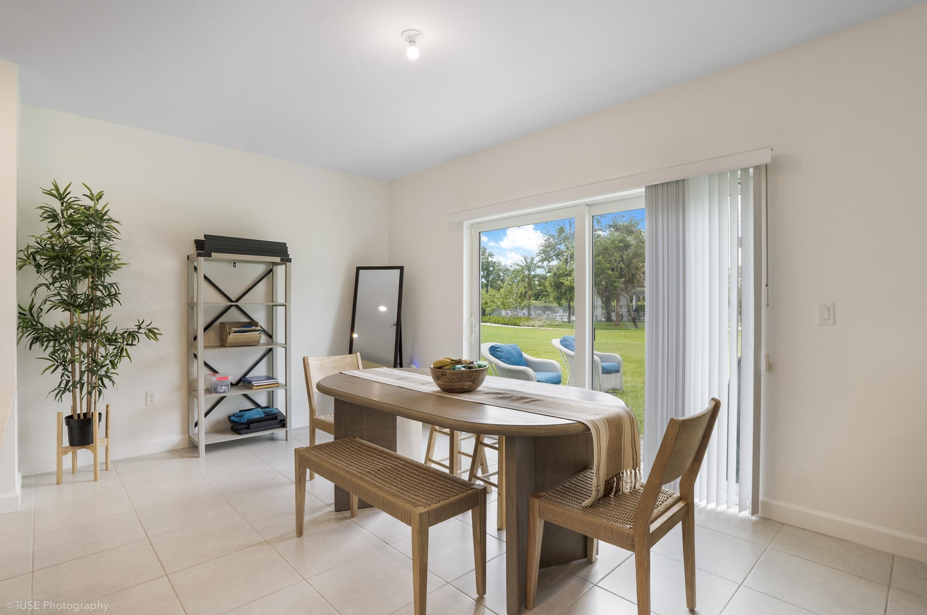 4534 Dow Ln, Lake Worth FL  33463-6013 exterior