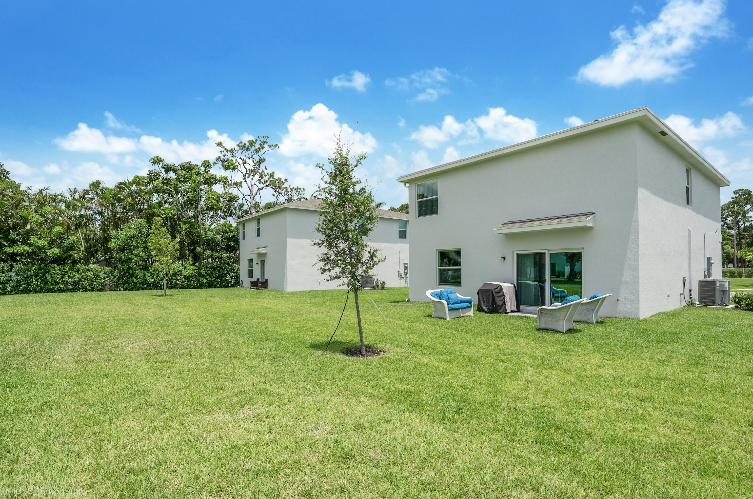 4534 Dow Ln, Lake Worth FL  33463-6013 exterior