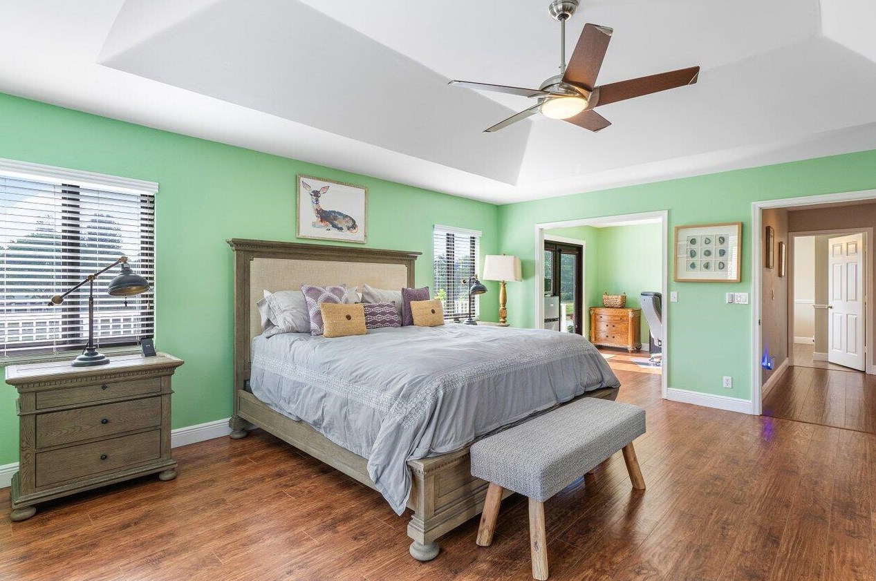 9160 Picot Ct, Boynton Beach FL 33472-2466 exterior