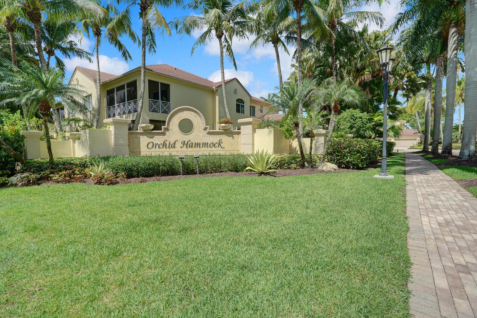 7575 Orchid Hammock Dr, West Palm Beach, FL 33412-3139