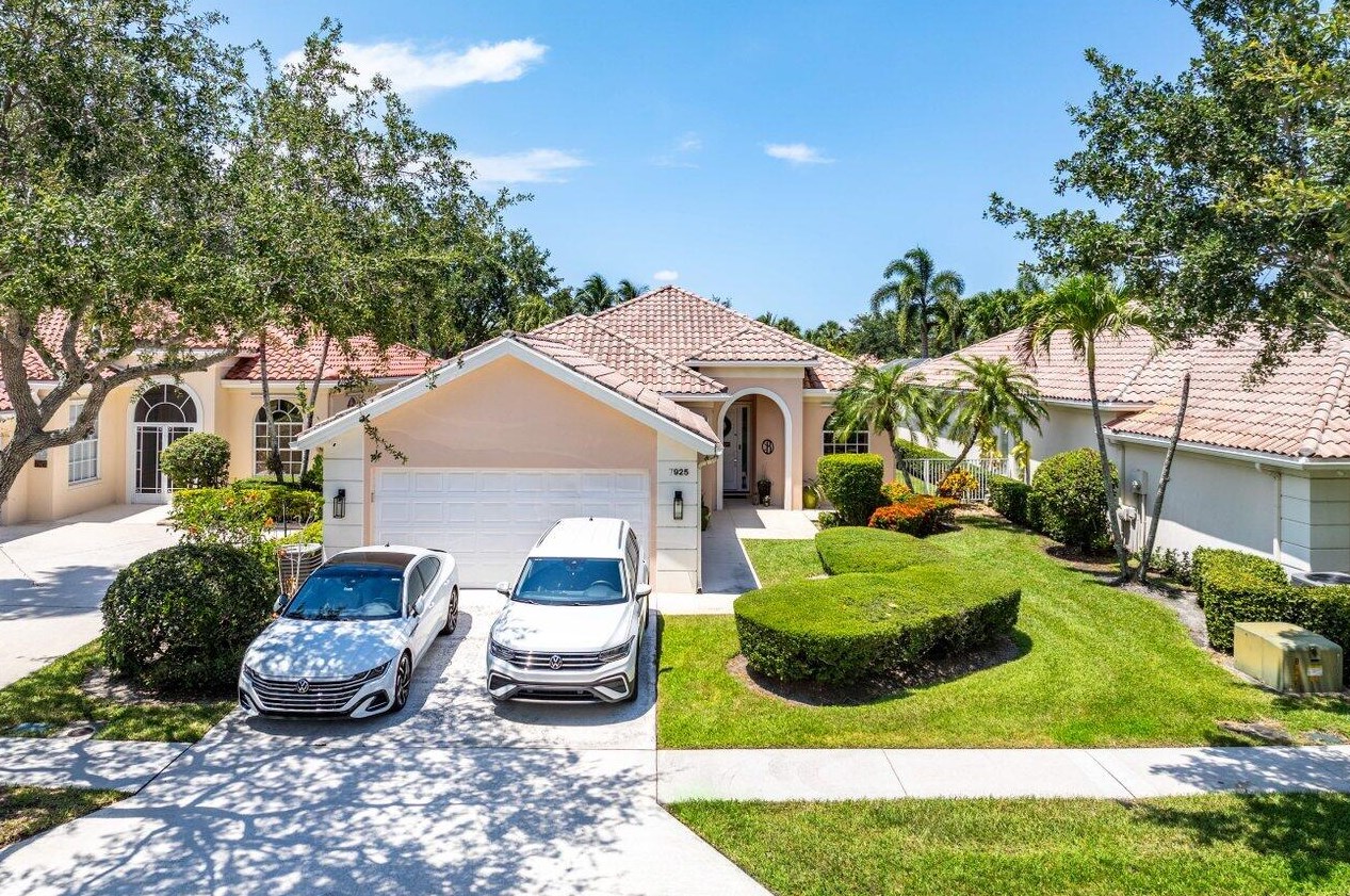 7925 Quida Dr, West Palm Beach, FL 33411-5811