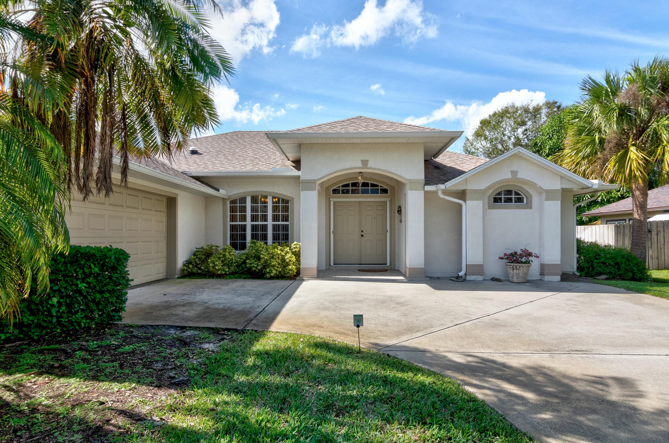 1367 Clearbrook St, Sebastian, FL 32958