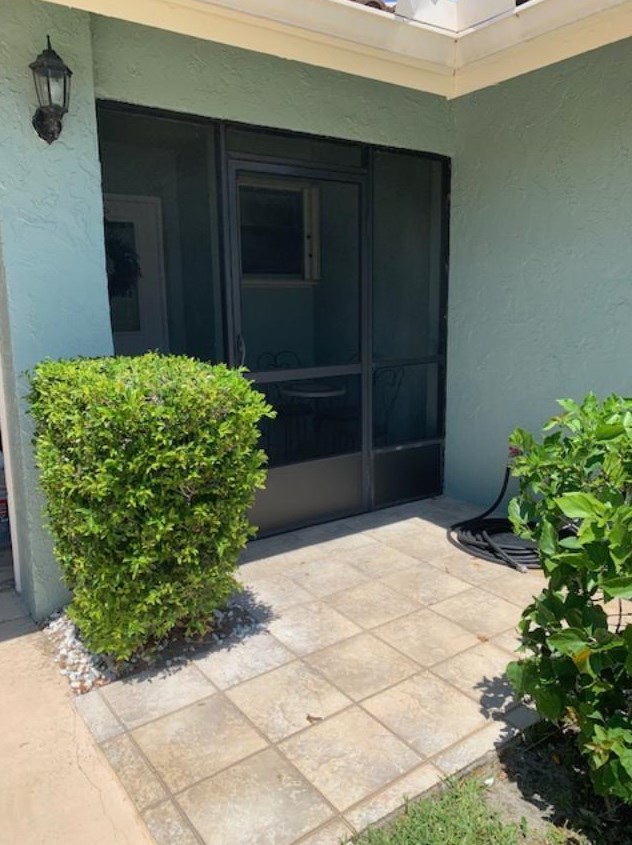 4166 Gator Trace Villas Cir, Fort Pierce, FL 34982-6818