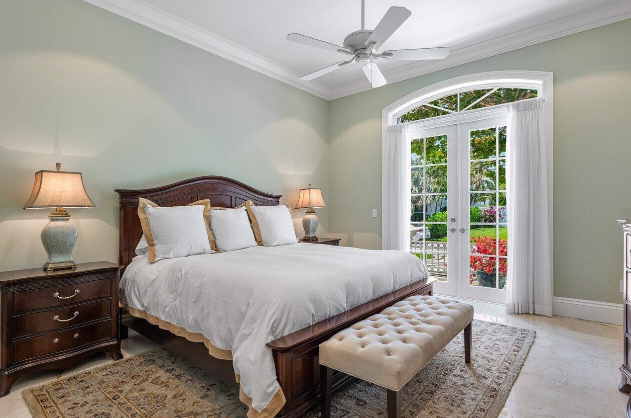 114 Marlin Dr, Boynton Beach FL 33435-3311 exterior