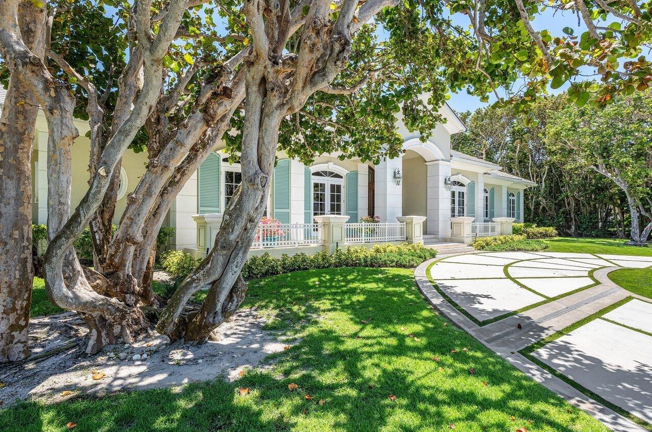 114 Marlin Dr, Boynton Beach FL 33435-3311 exterior