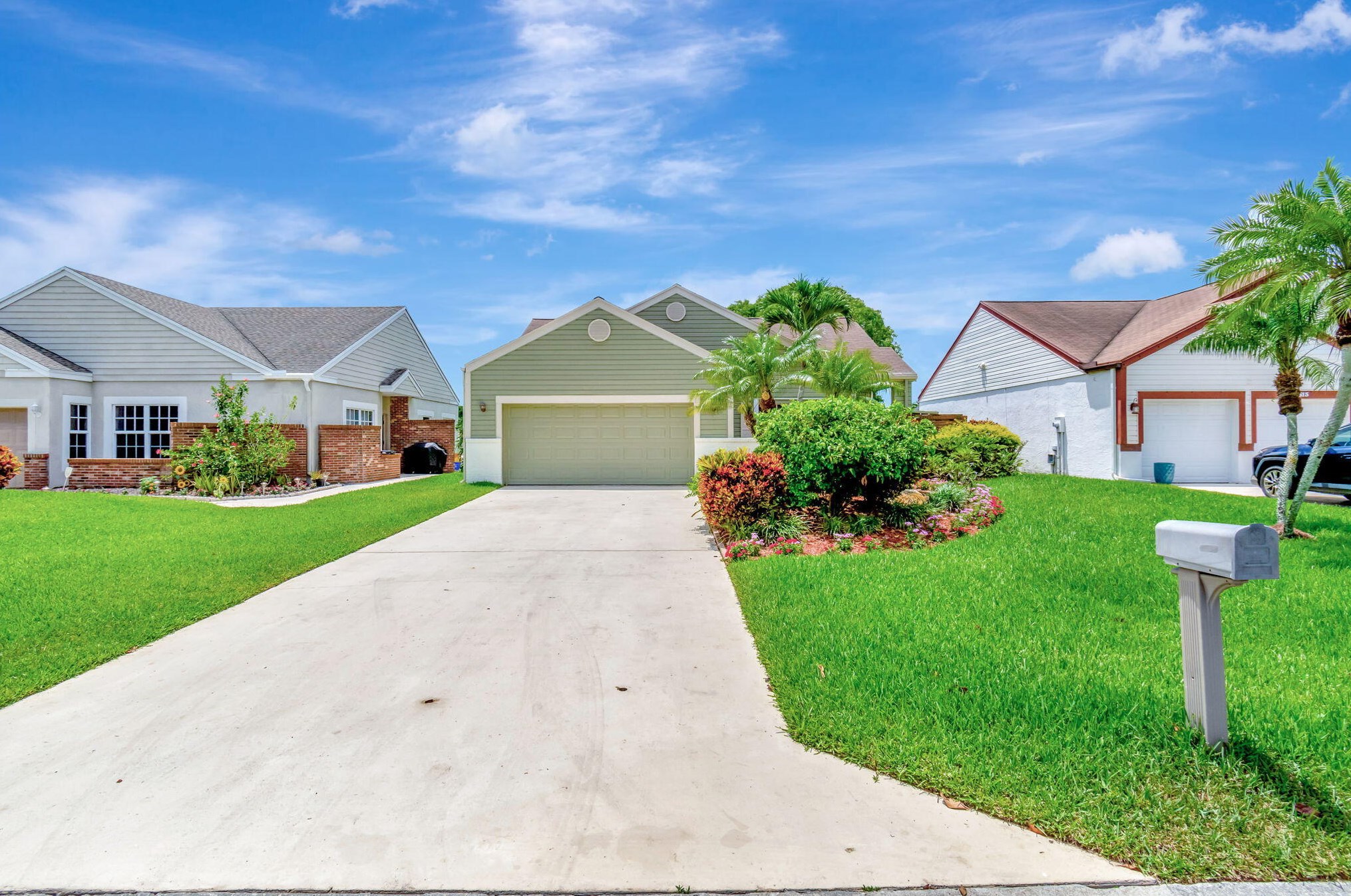 5519 Pebble Brook Ln, Boynton Beach, FL 33472-2402