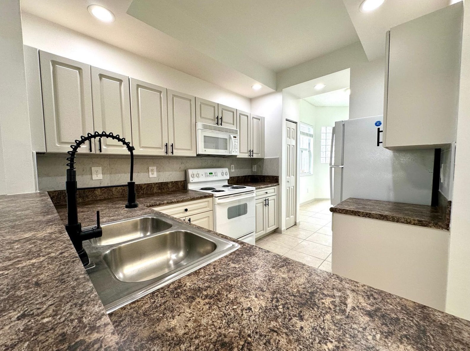 3220 N Haverhill Rd #b208, West Palm Beach, FL 33417