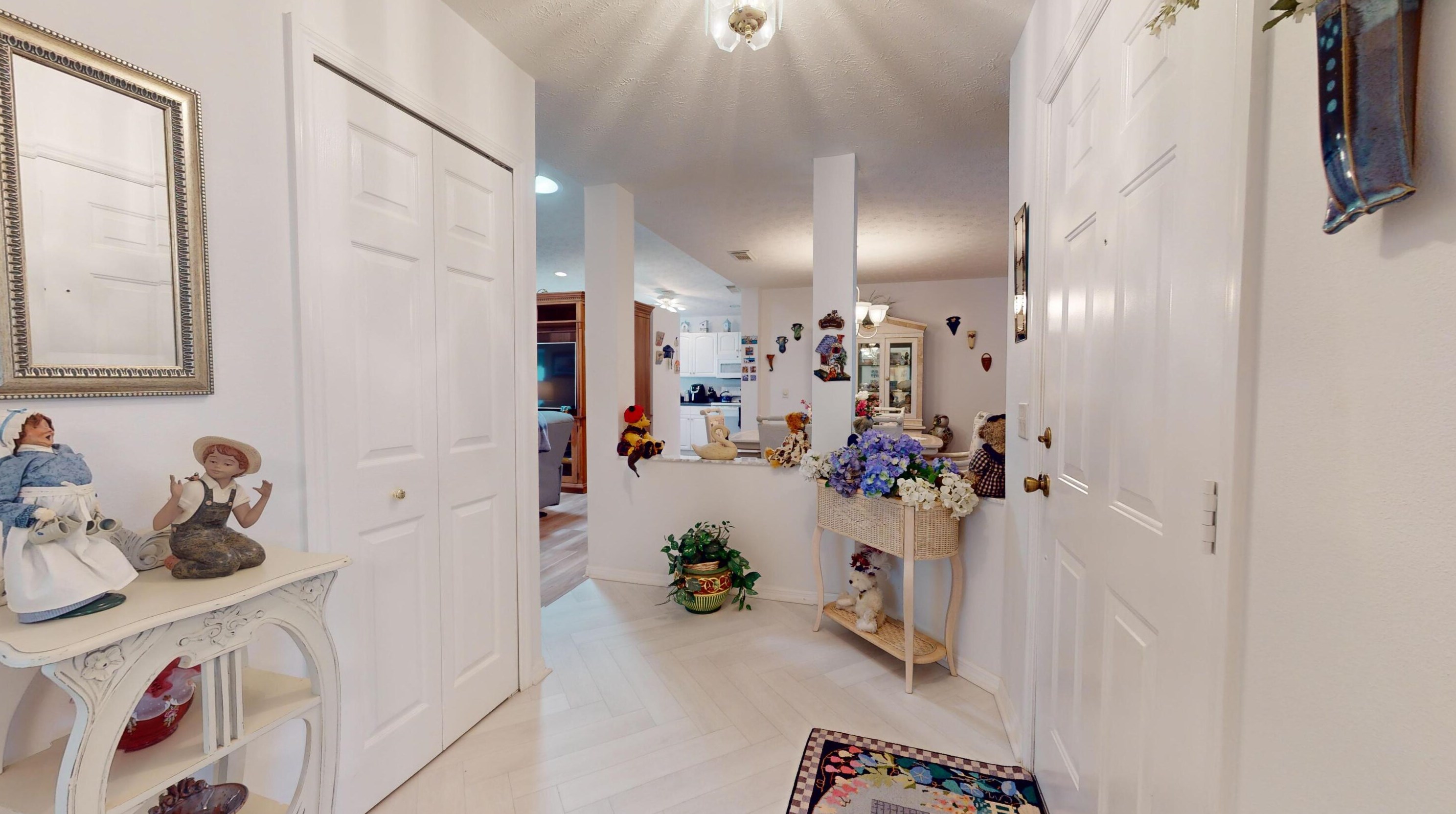 6019 Travelers Way, Fort Pierce FL  34982-4062 exterior