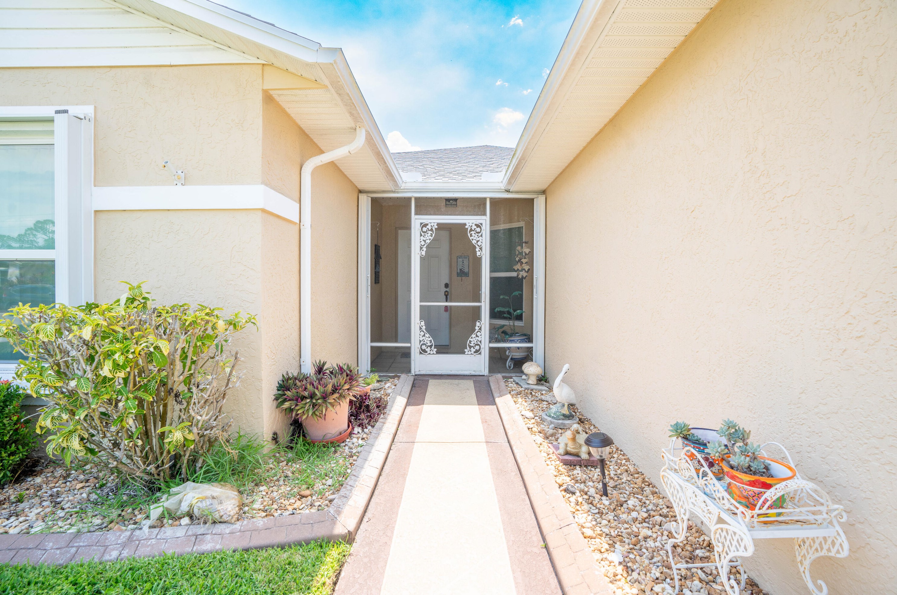 6019 Travelers Way, Fort Pierce FL  34982-4062 exterior