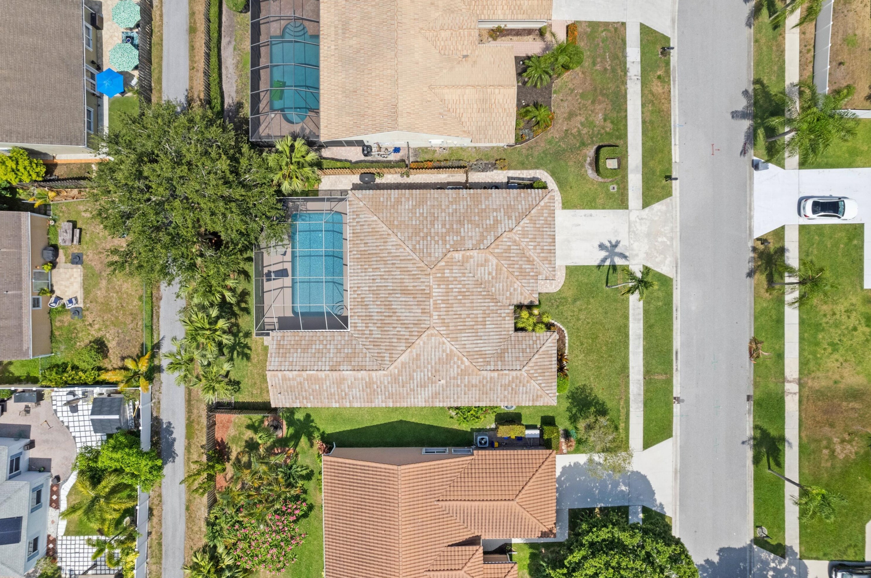 5665 Descartes Cir, Boynton Beach FL 33472-2427 exterior