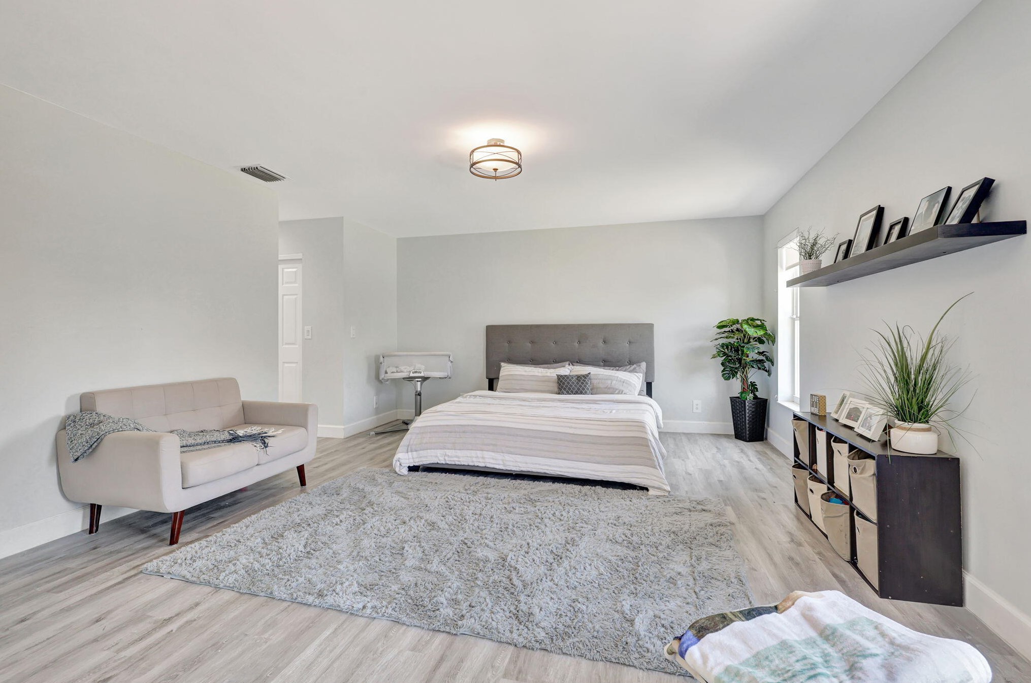 1751 Corsica Dr, West Palm Beach FL  33414-1046 exterior