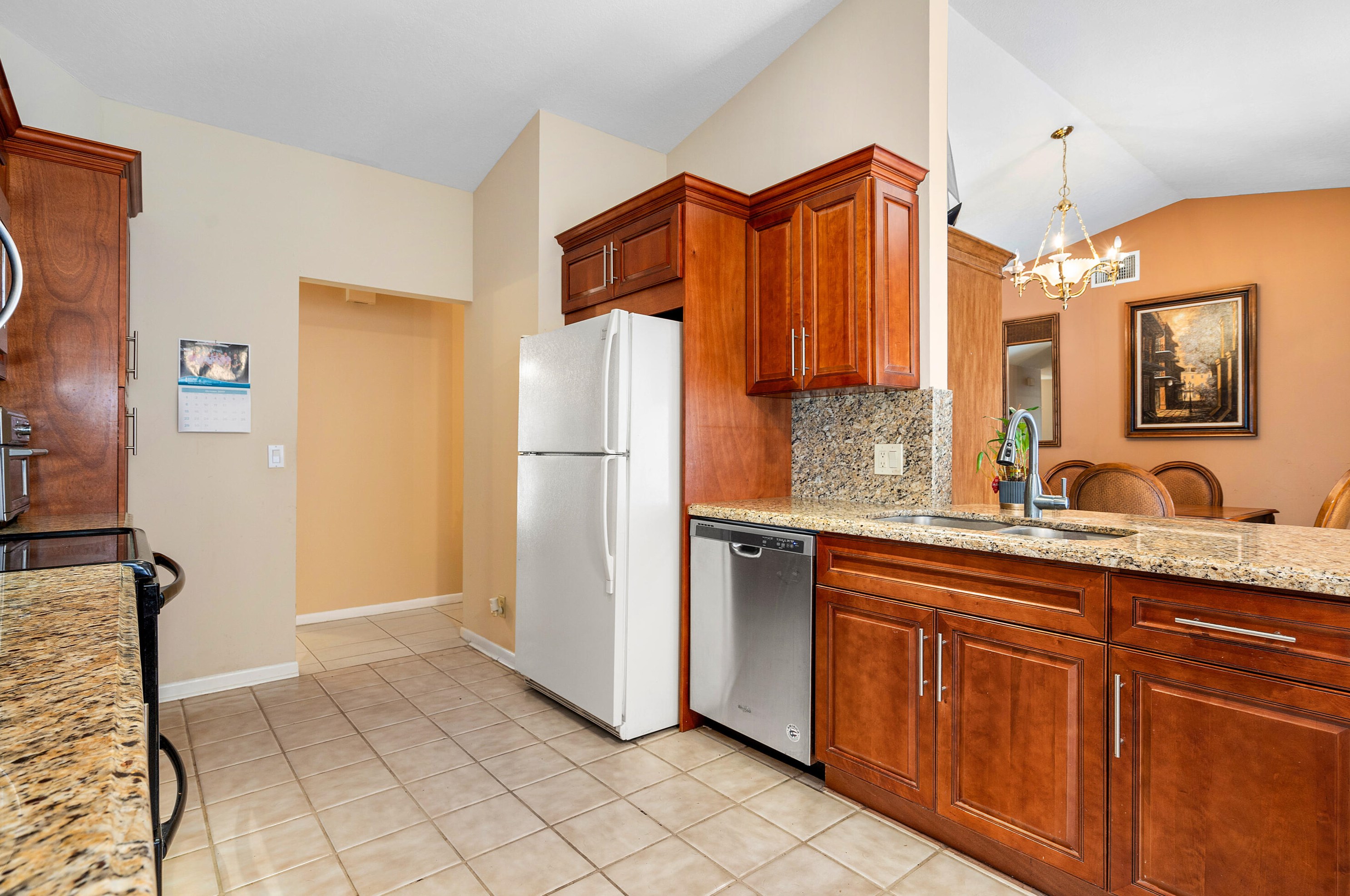 71 King Fisher Way, Boynton Beach FL  33436-9081 exterior