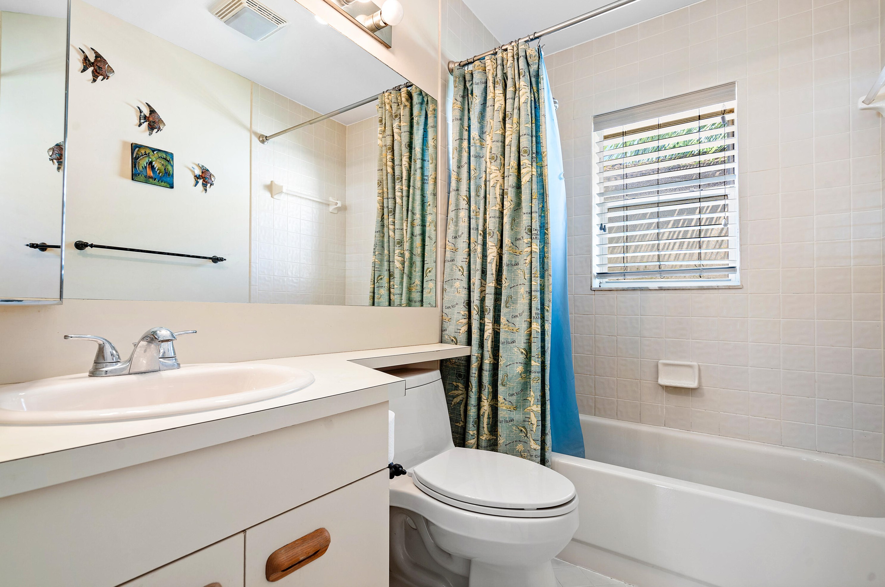 71 King Fisher Way, Boynton Beach FL  33436-9081 exterior