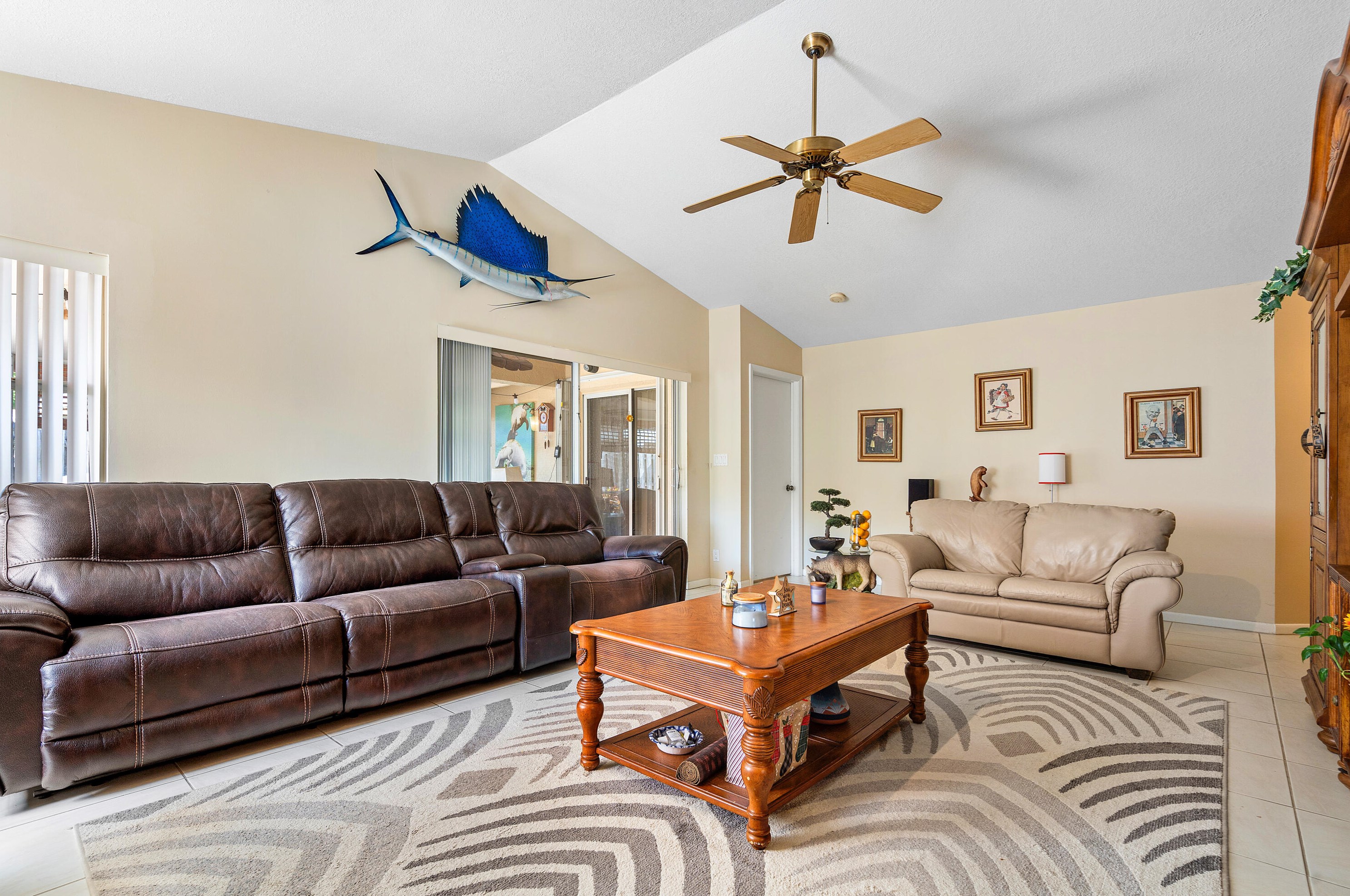 71 King Fisher Way, Boynton Beach FL  33436-9081 exterior