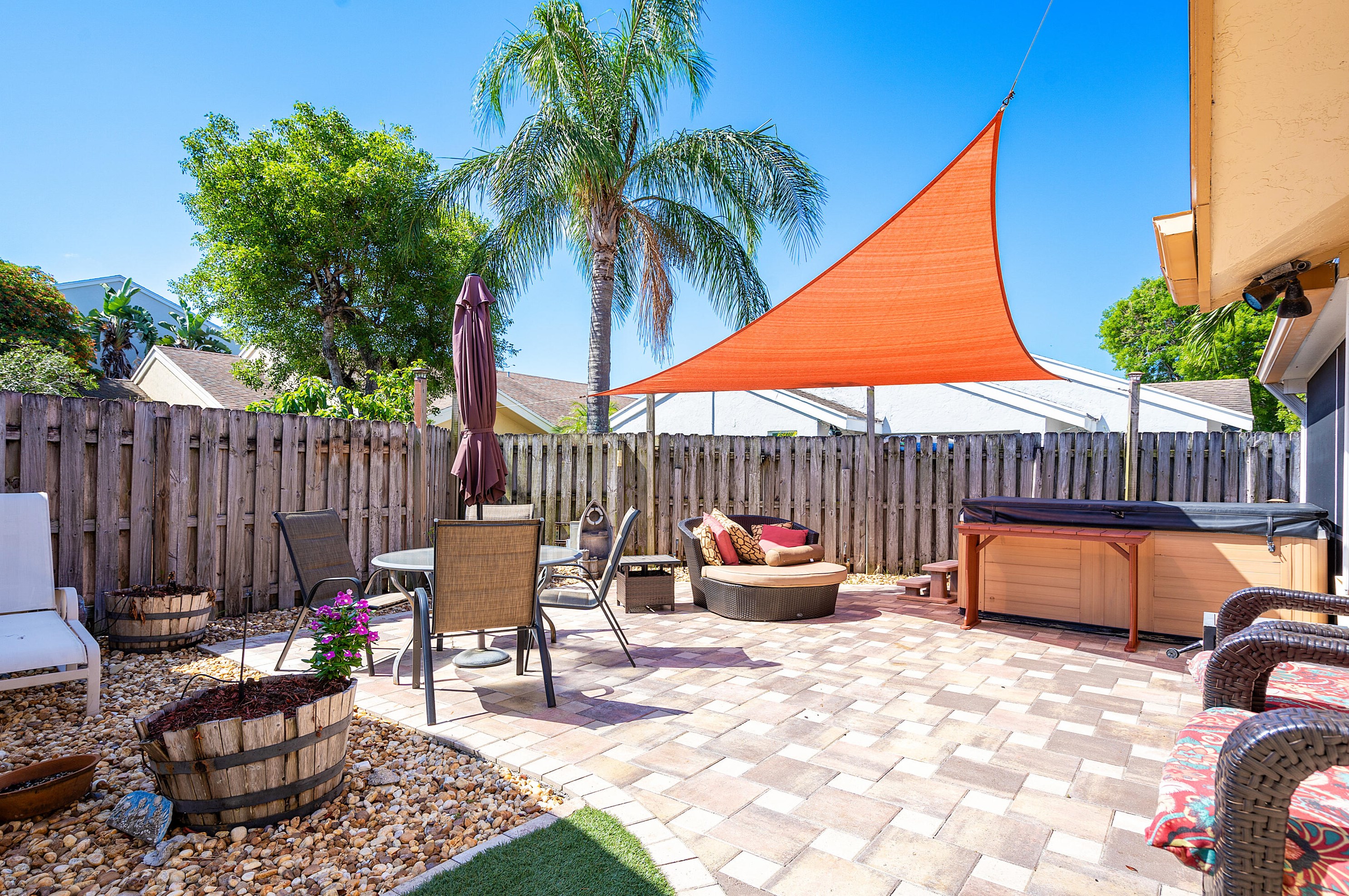 71 King Fisher Way, Boynton Beach FL  33436-9081 exterior