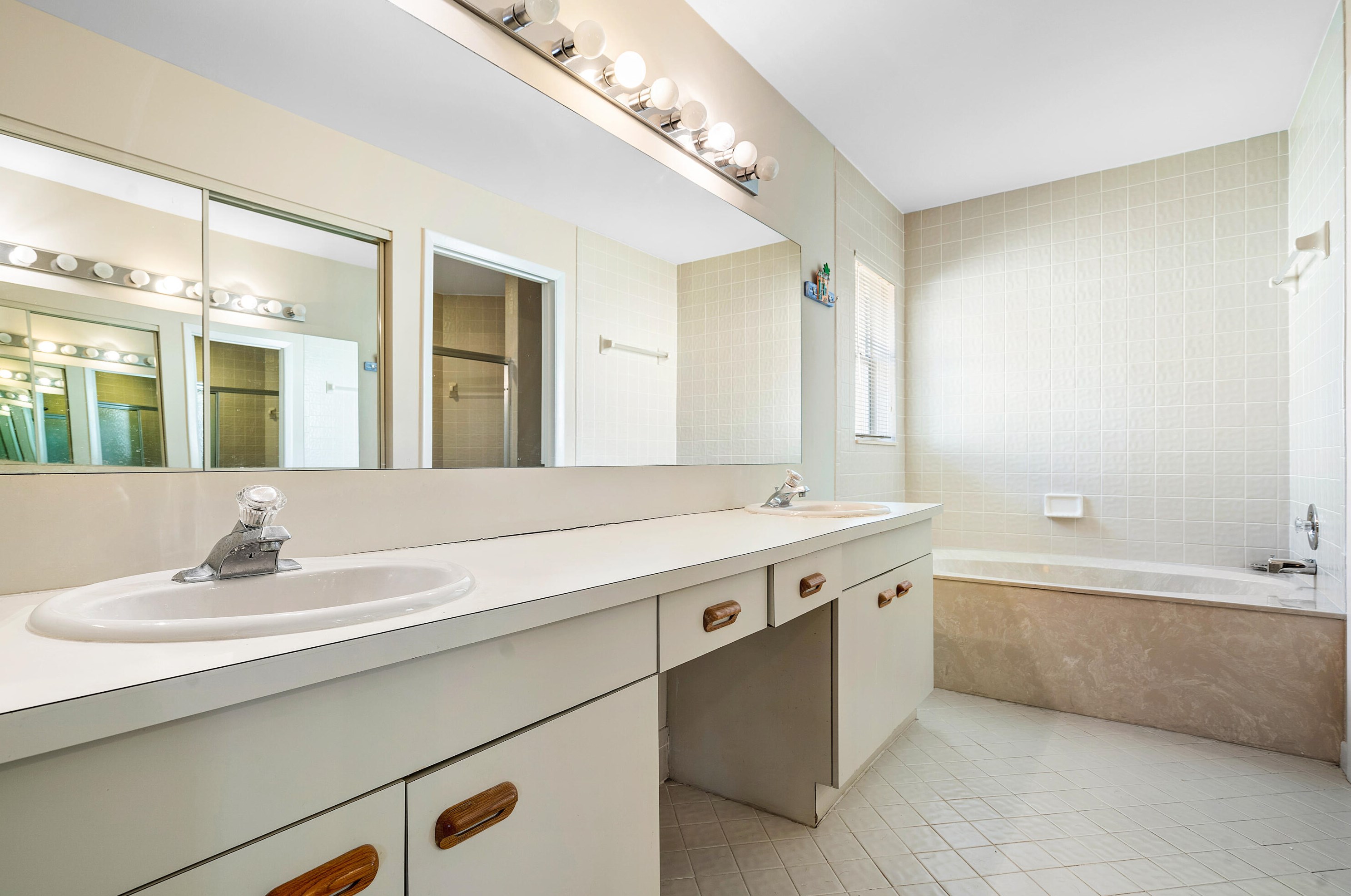 71 King Fisher Way, Boynton Beach FL  33436-9081 exterior
