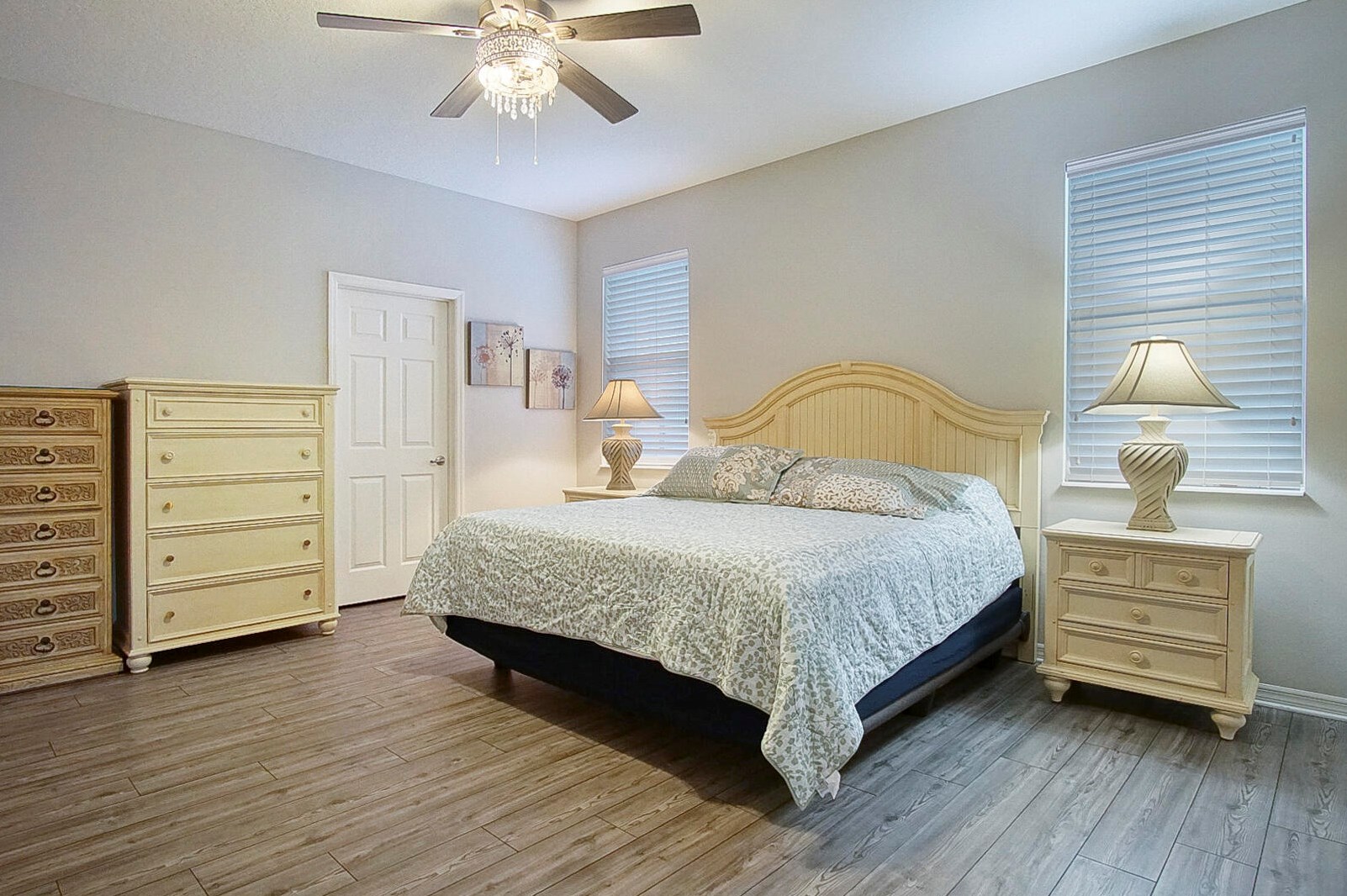 1033 Mccracken Ave, Fort Pierce FL 34953-3936 exterior