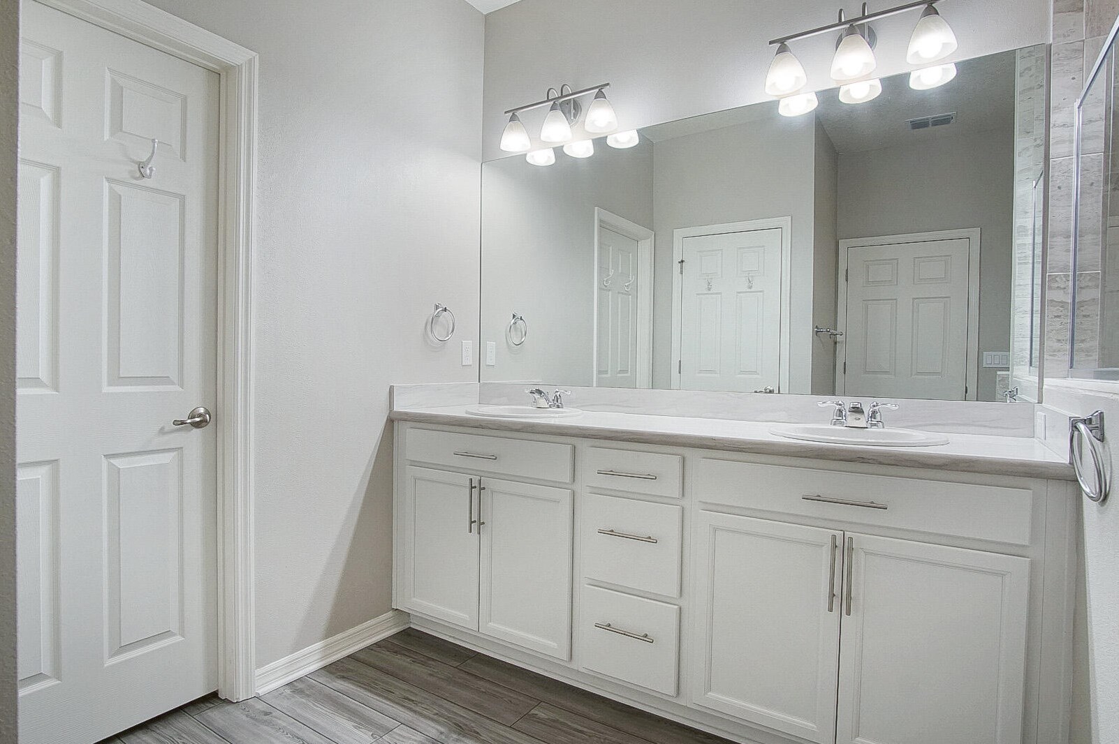 1033 Mccracken Ave, Fort Pierce FL 34953-3936 exterior