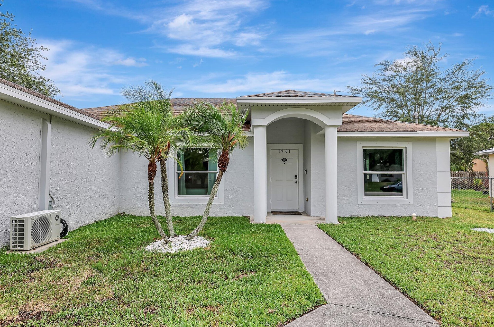 1901 Aguero St, Fort Pierce, FL 34953-1714