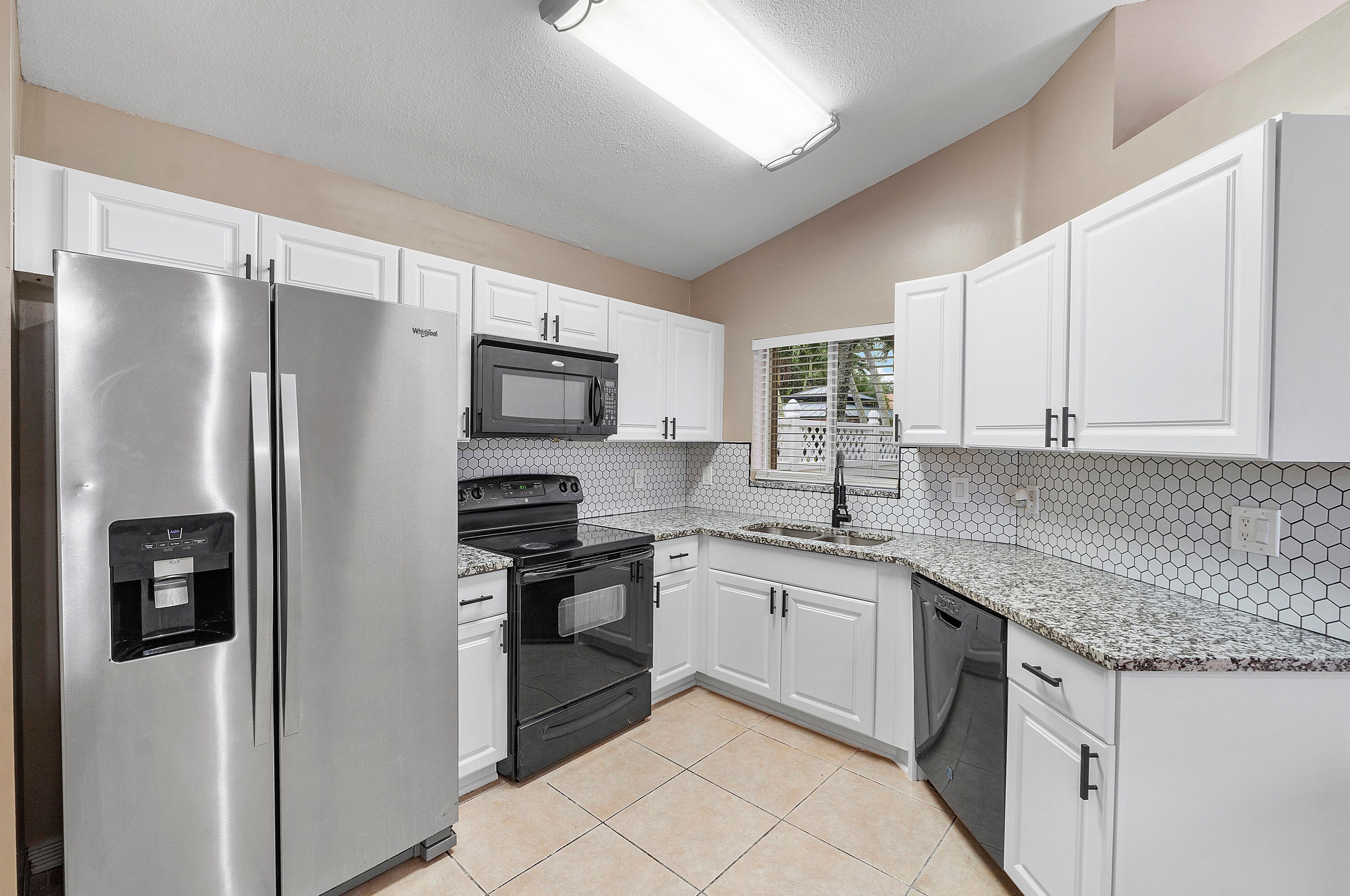1985 179th Ave, Hollywood, FL 33029-3053