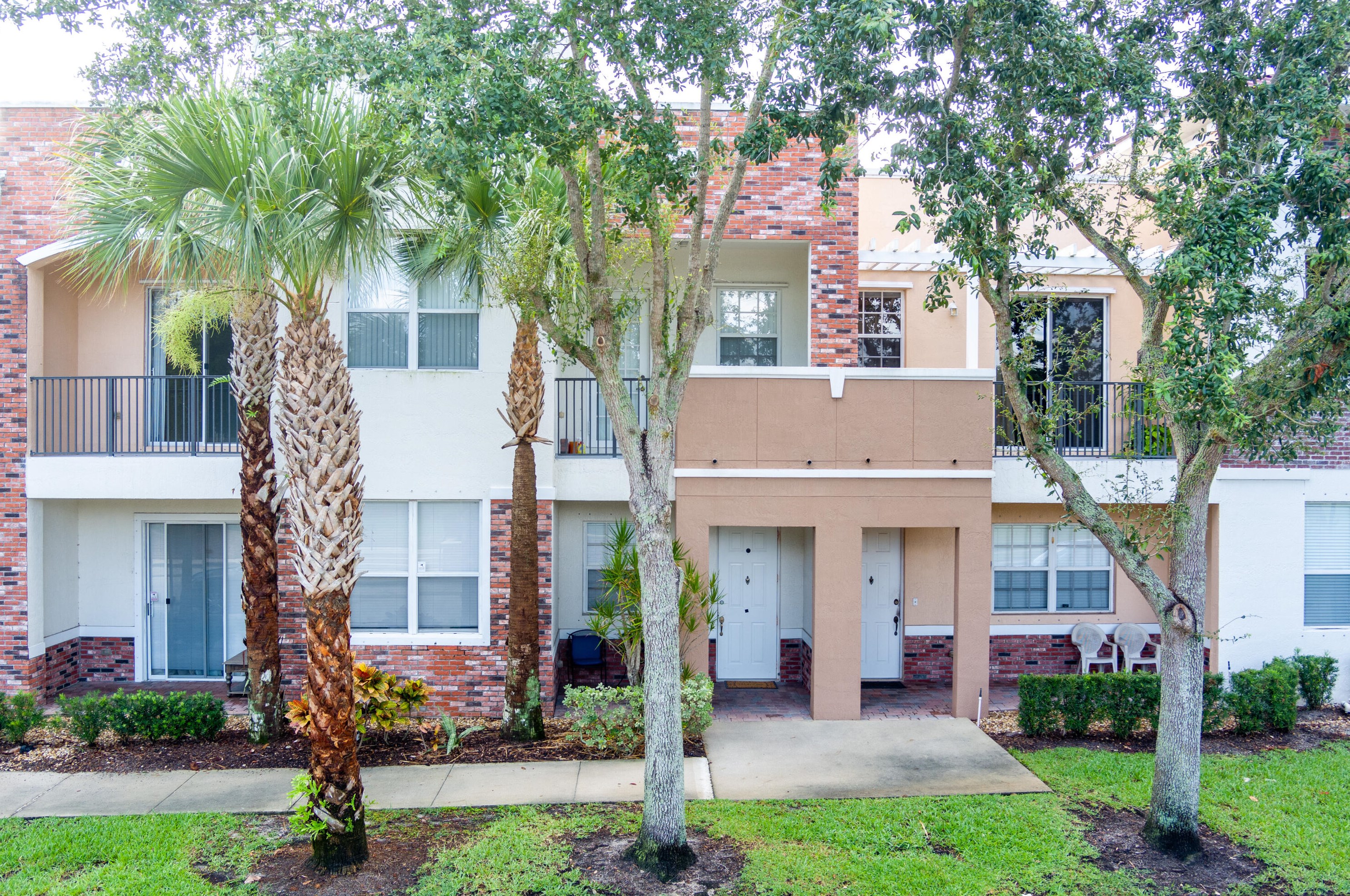 10560 Stephanie Way, Fort Pierce FL  34987-2328 exterior