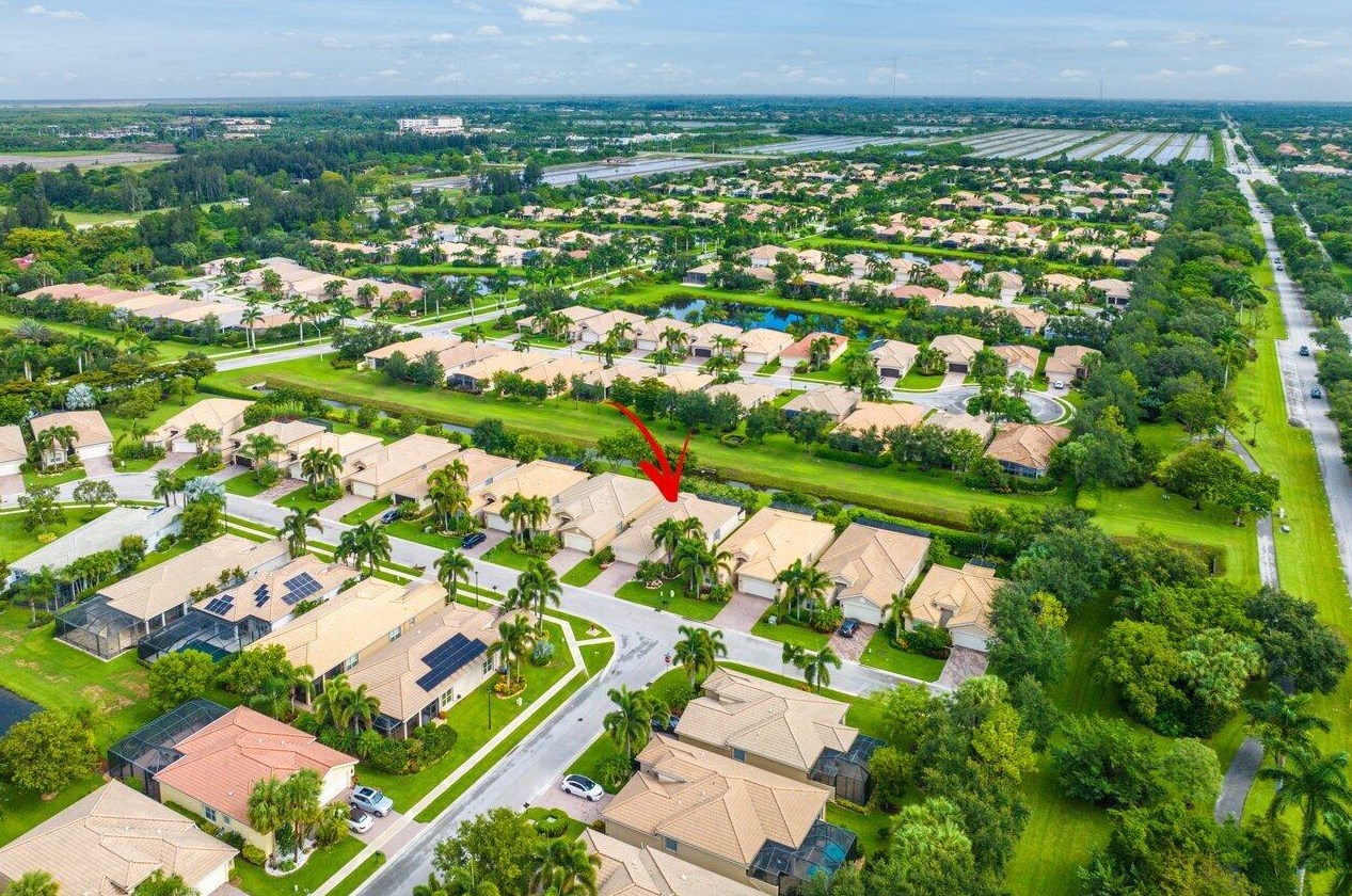 9057 Meridian View Isle, Boynton Beach FL  33473-4809 exterior